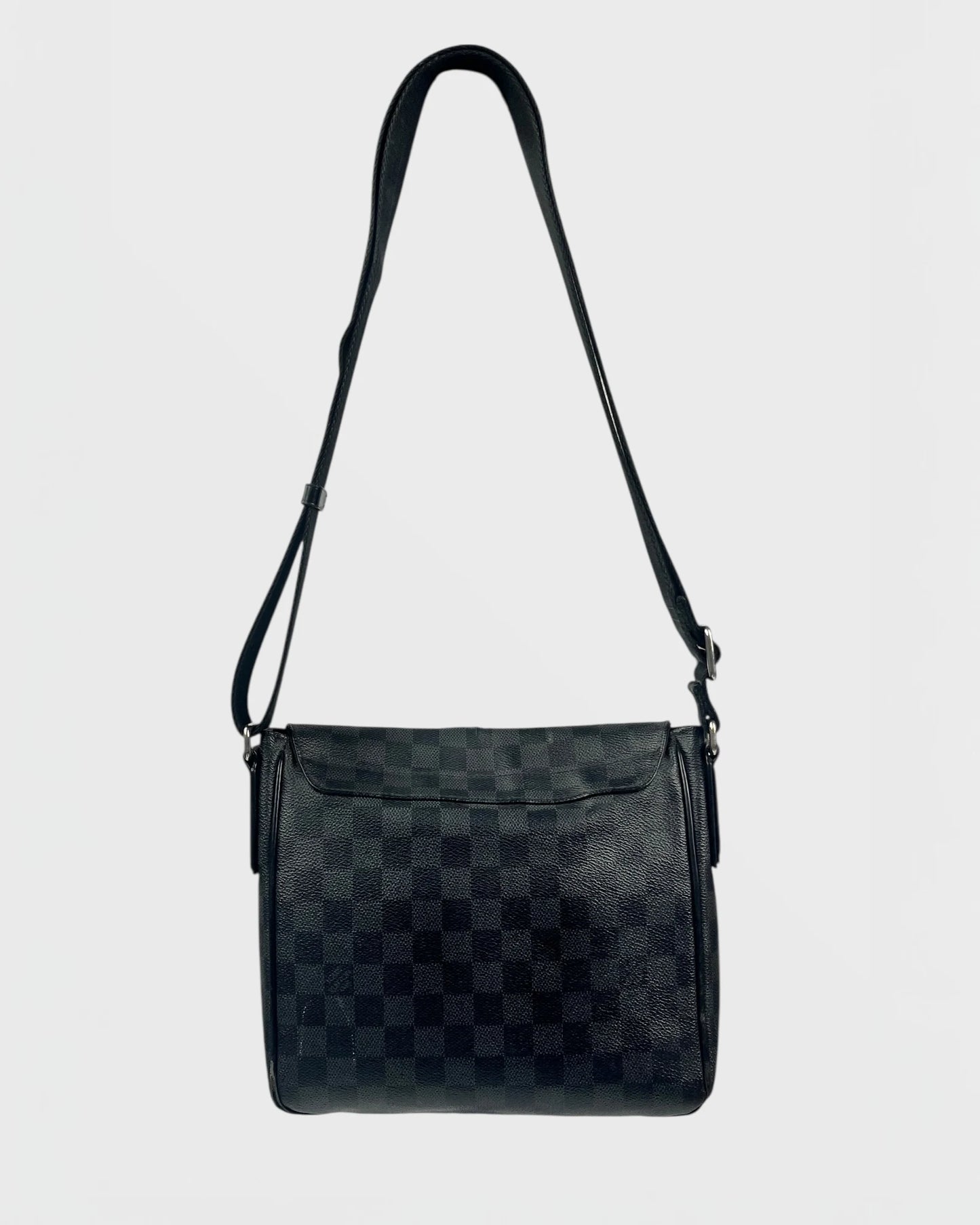 Louis Vuitton damier sacoche