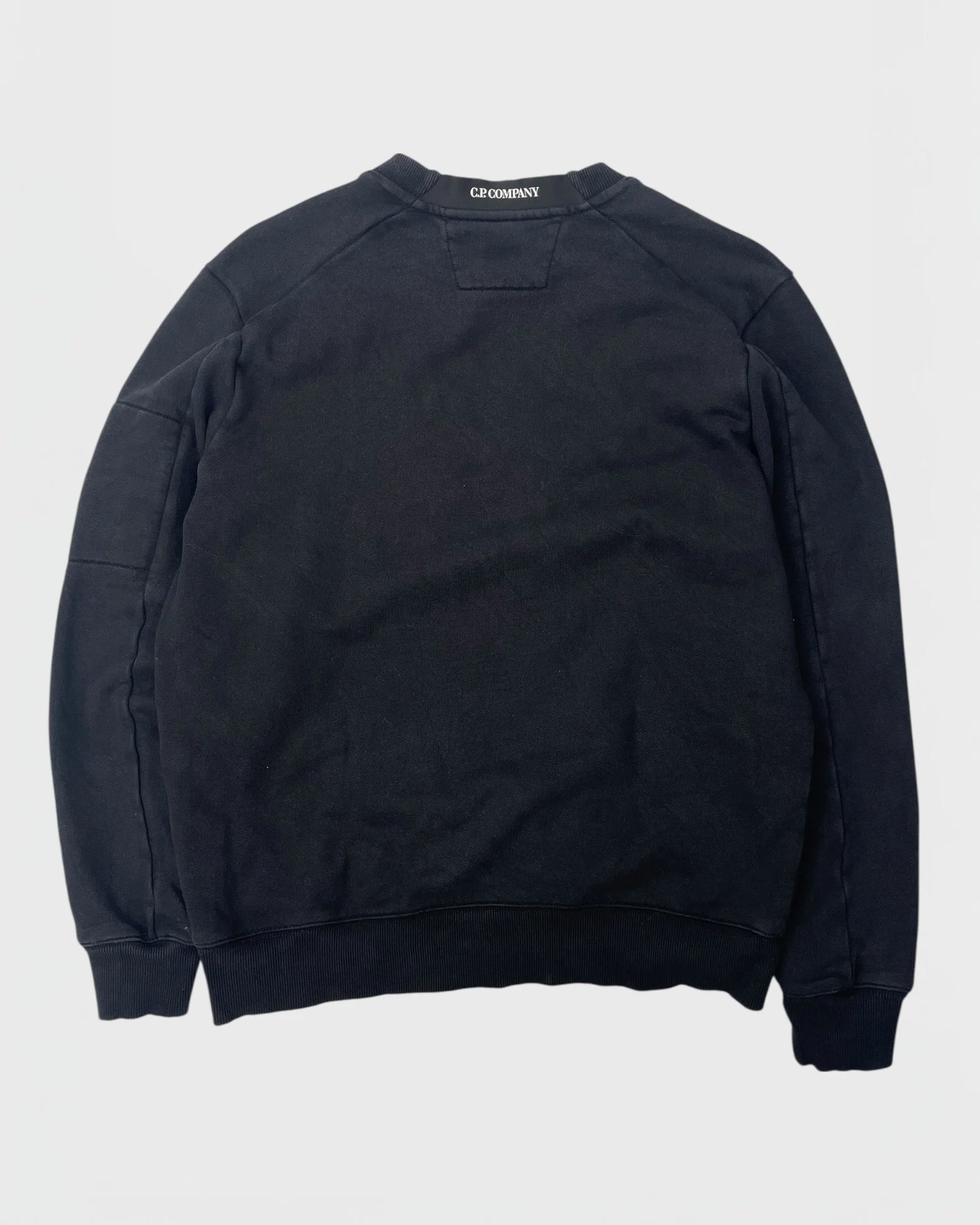 C.P. Company pull