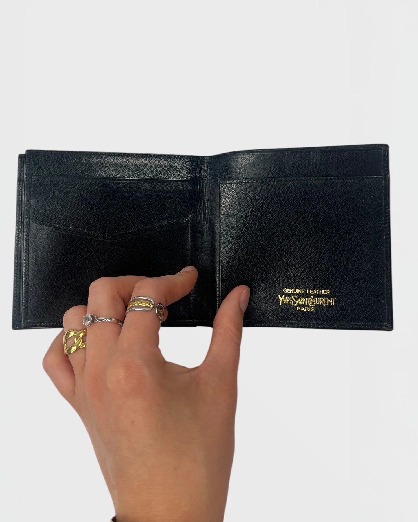 Yves Saint Laurent porte-feuille