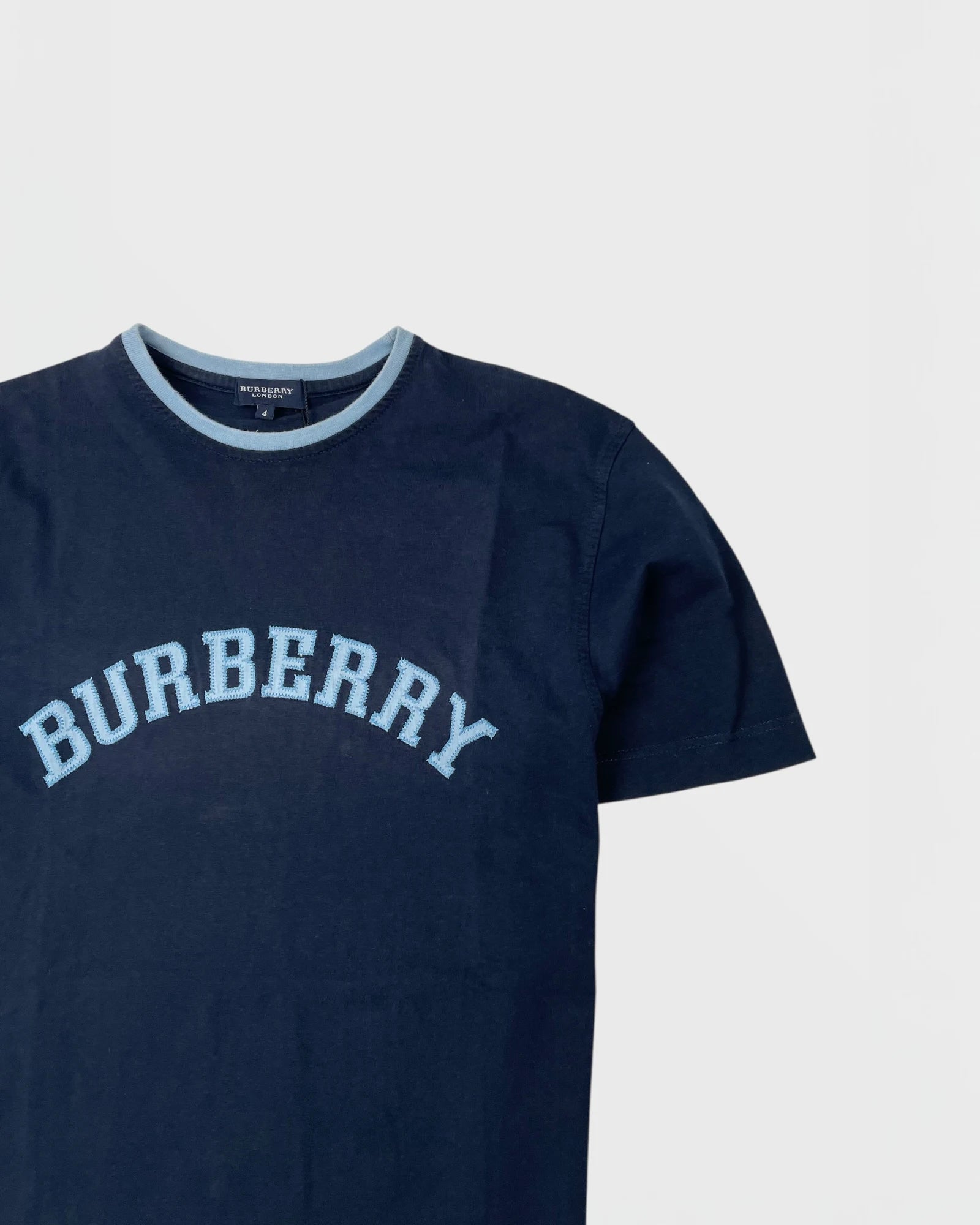 Burberry t-shirt