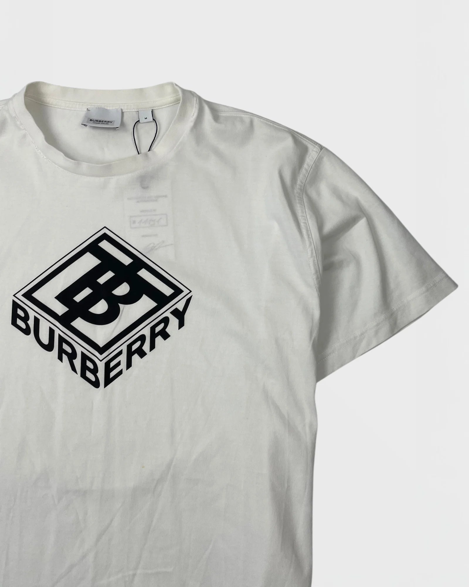 Burberry t-shirt