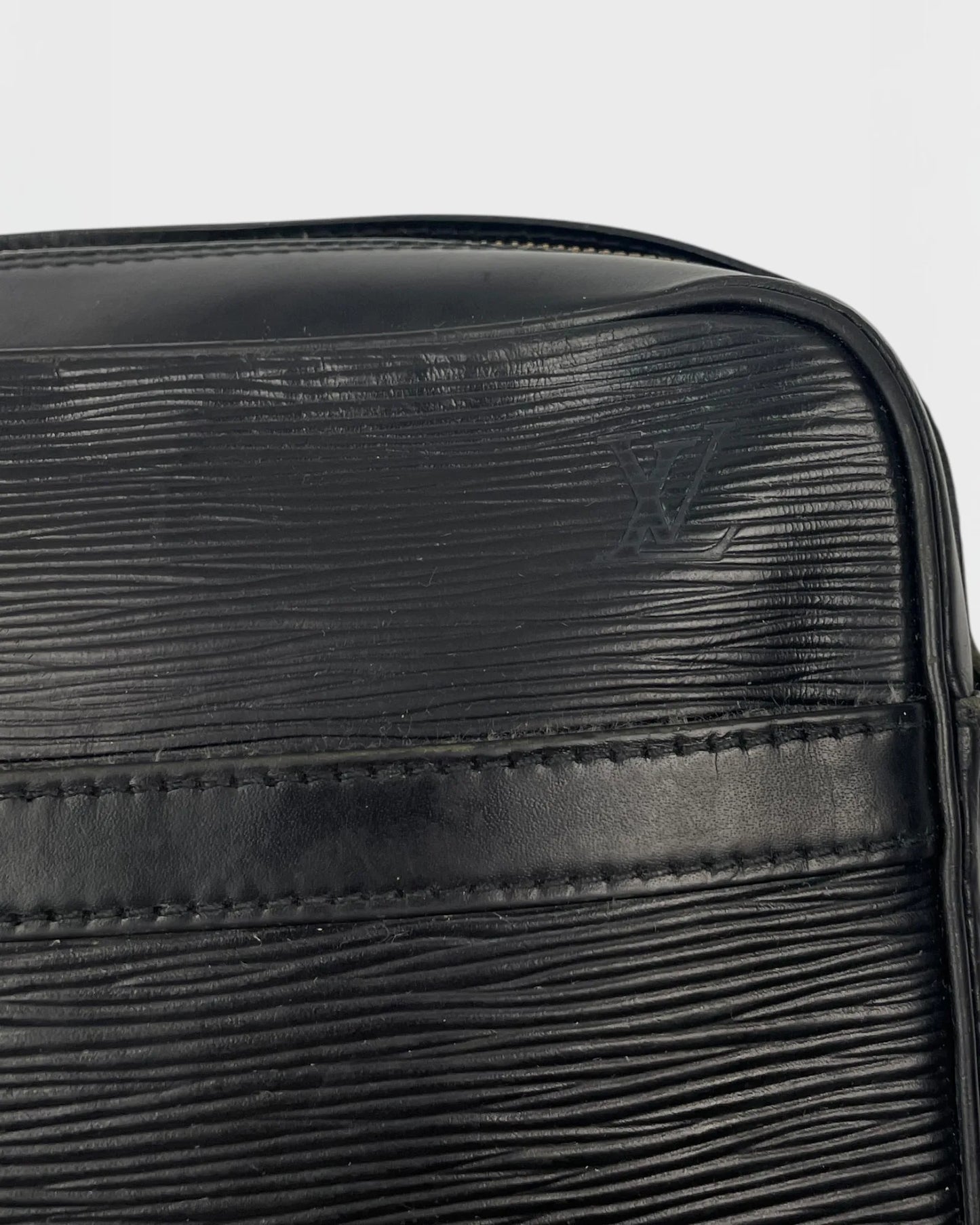 Louis Vuitton sacoche épi