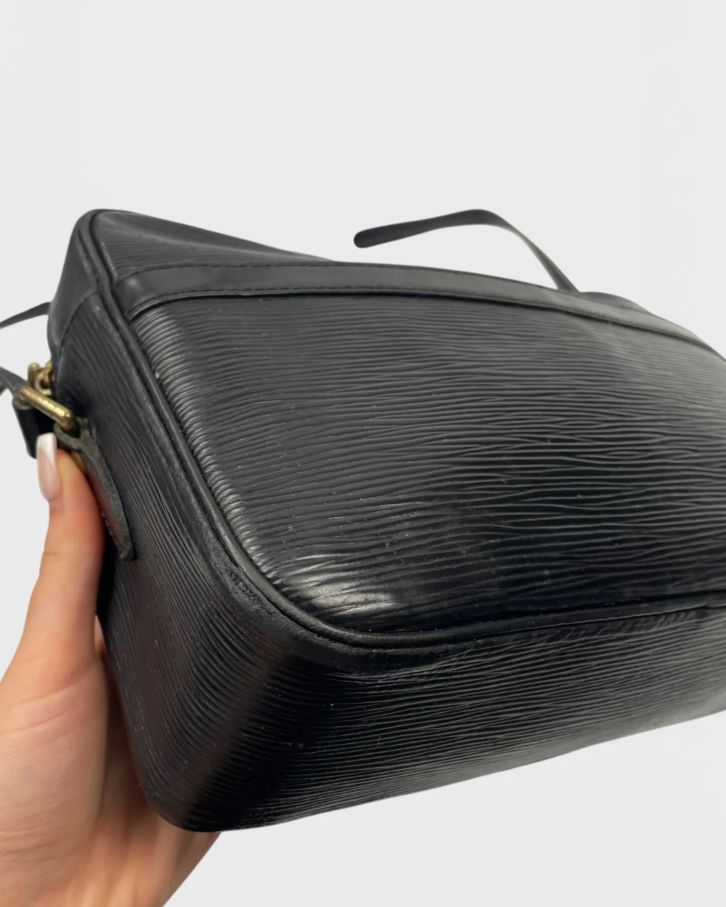 Louis Vuitton sacoche épi