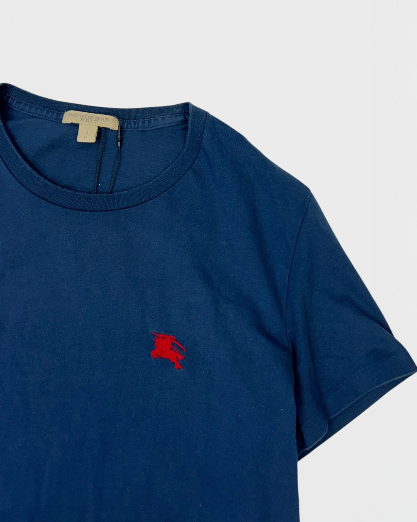 Burberry t-shirt