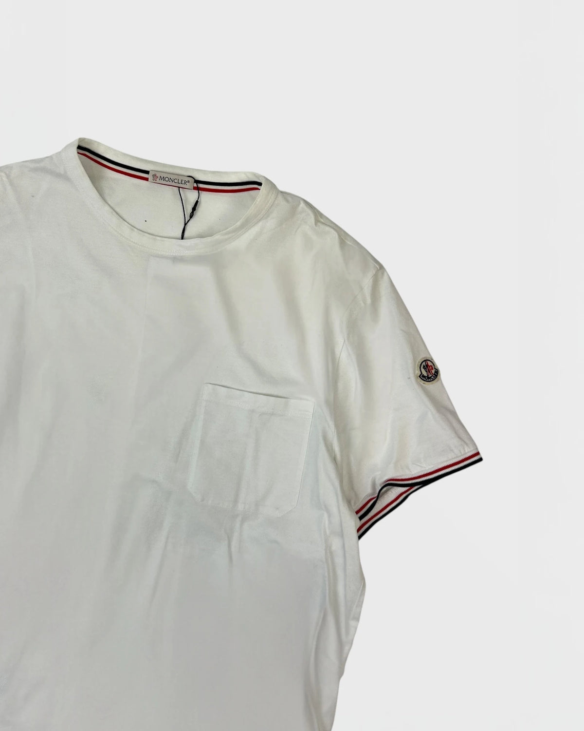 Moncler t-shirt XL - The Reservery