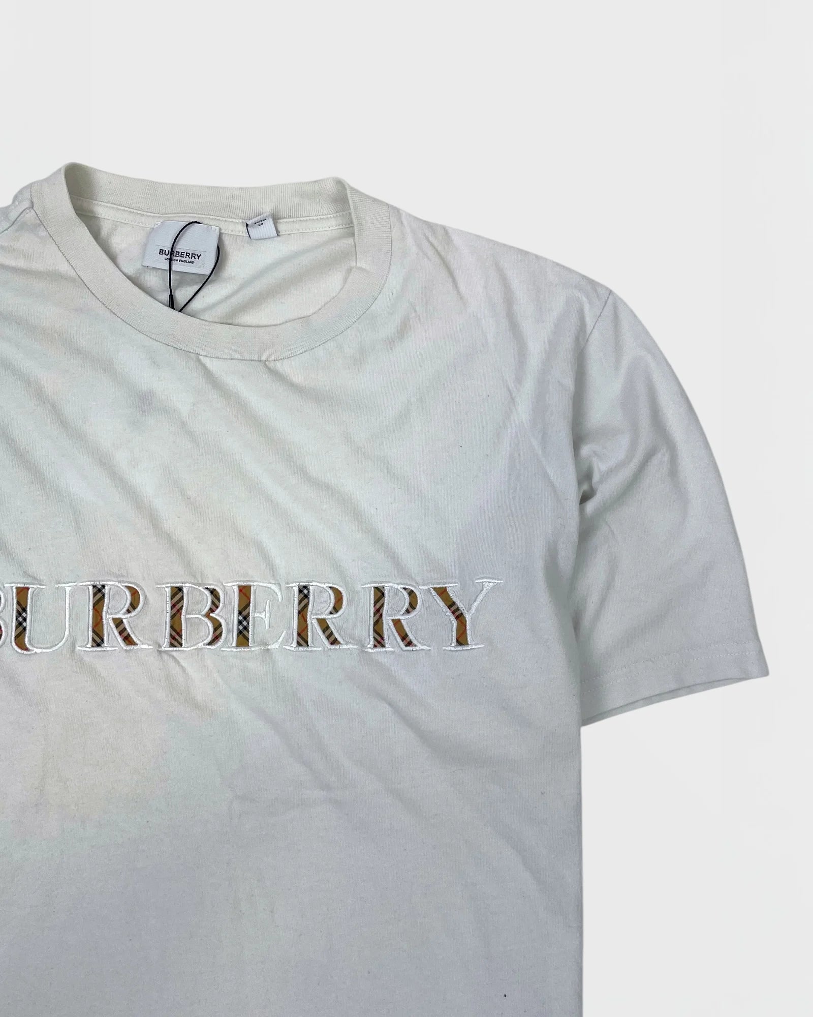Burberry t-shirt