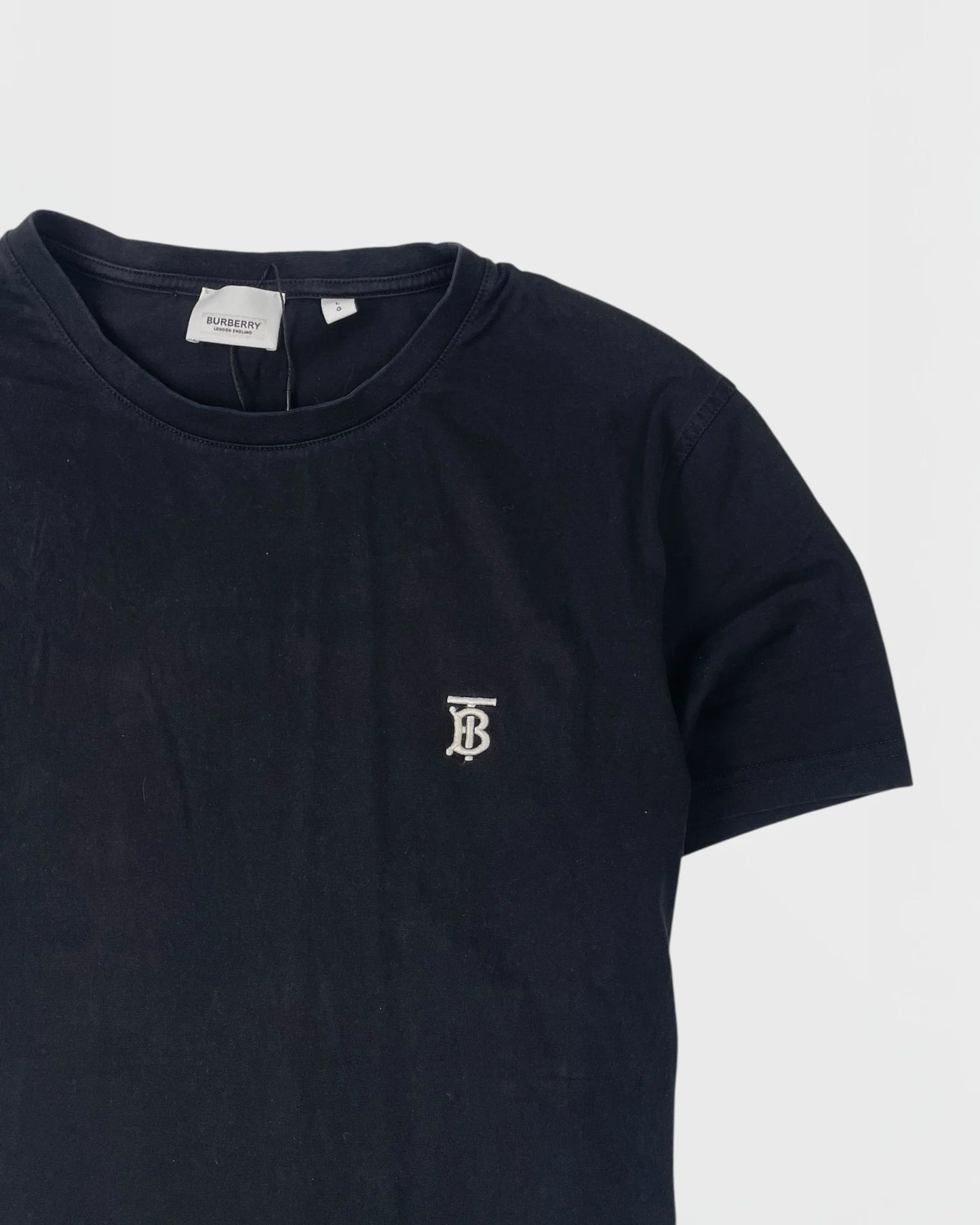 Burberry t-shirt
