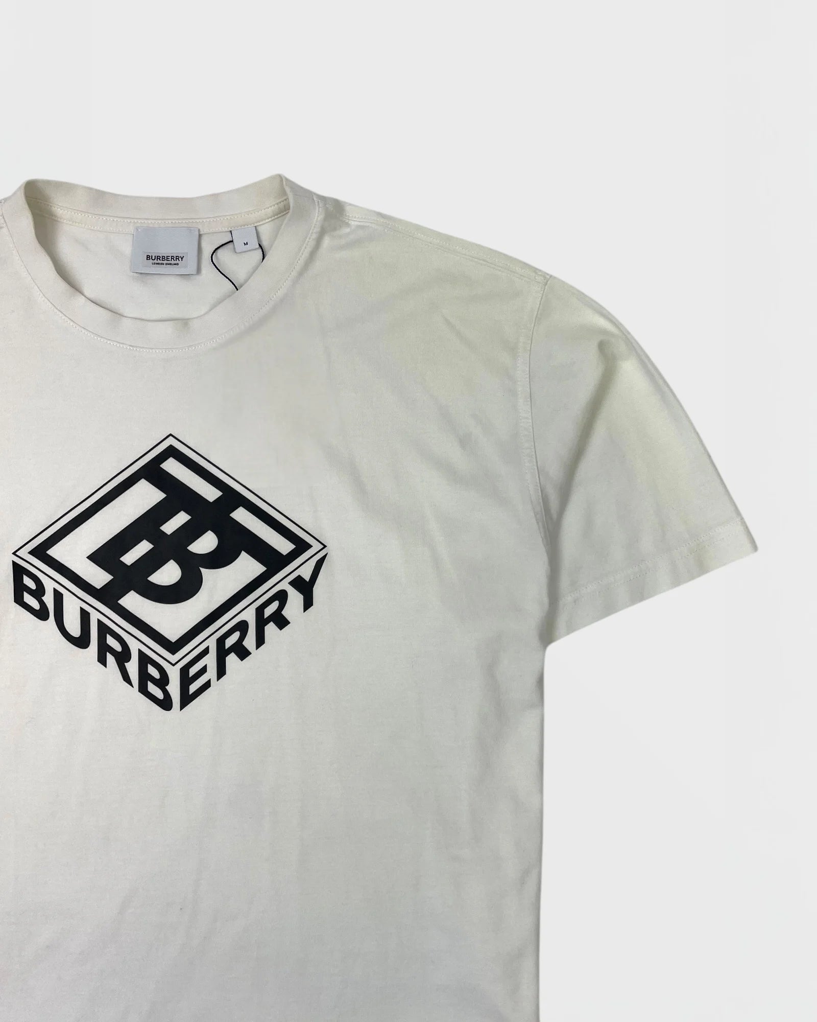 Burberry t-shirt