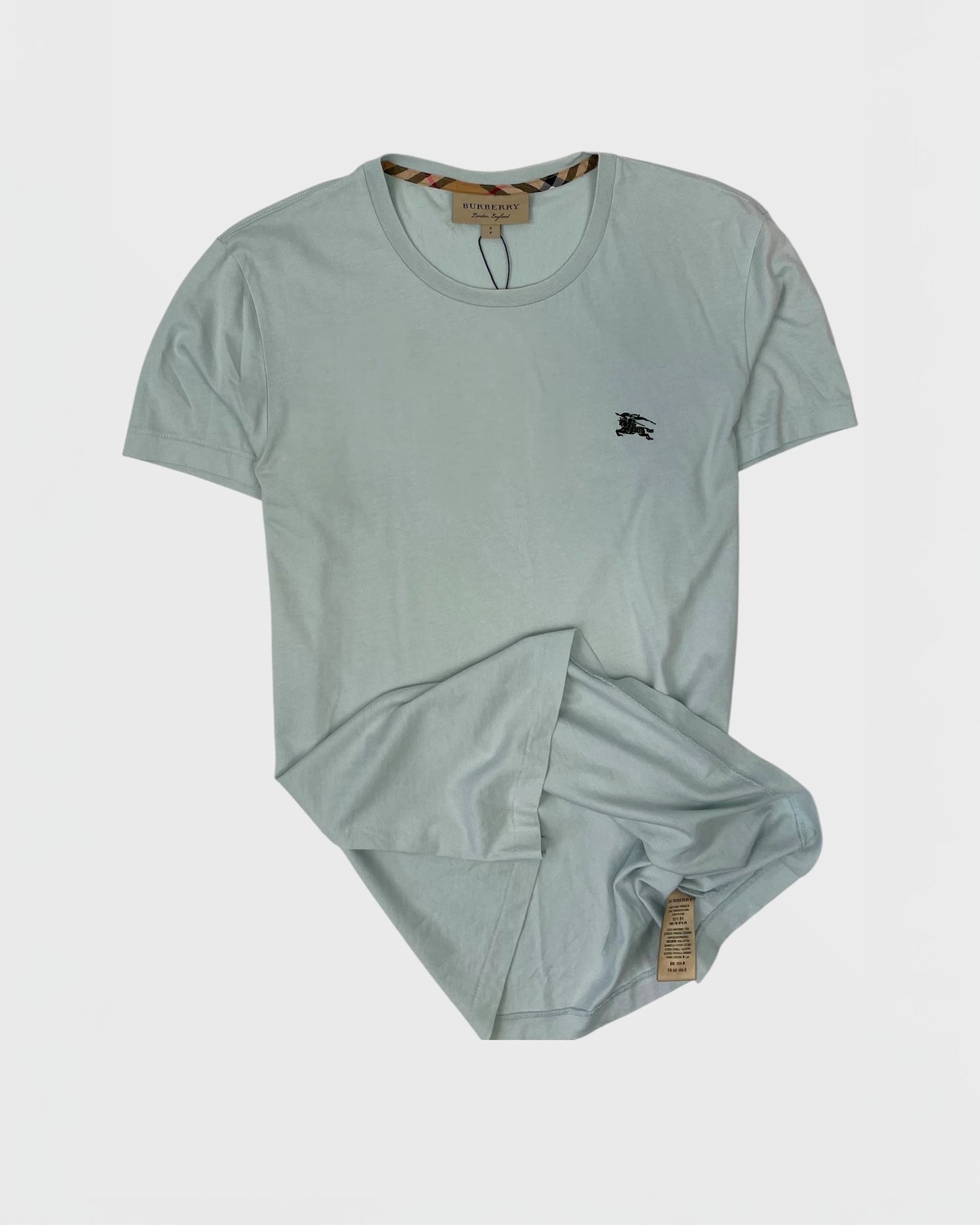 Burberry t-shirt