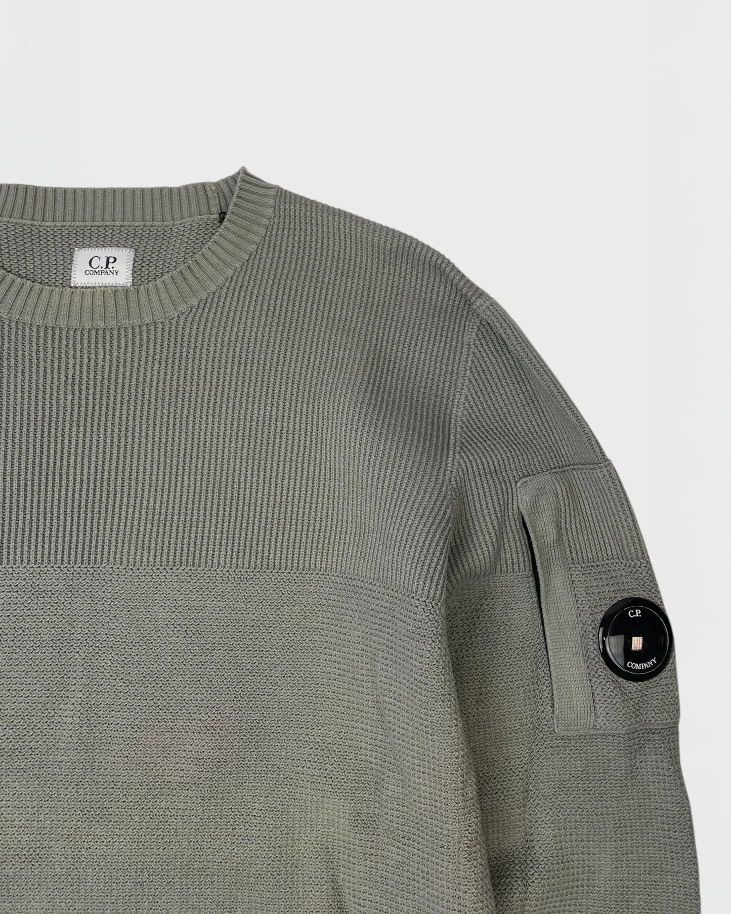 C.P company pull