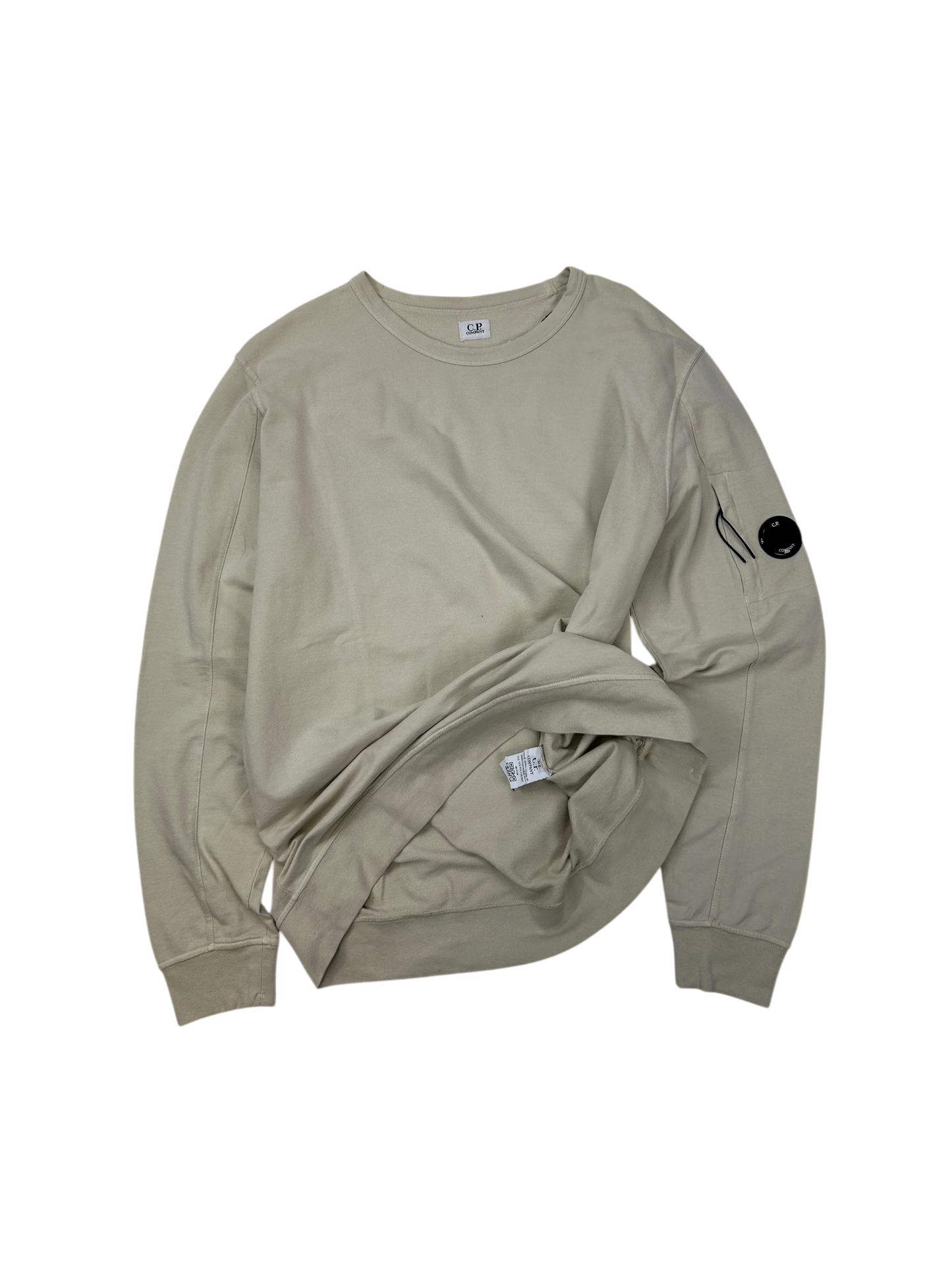 C.P Company pull