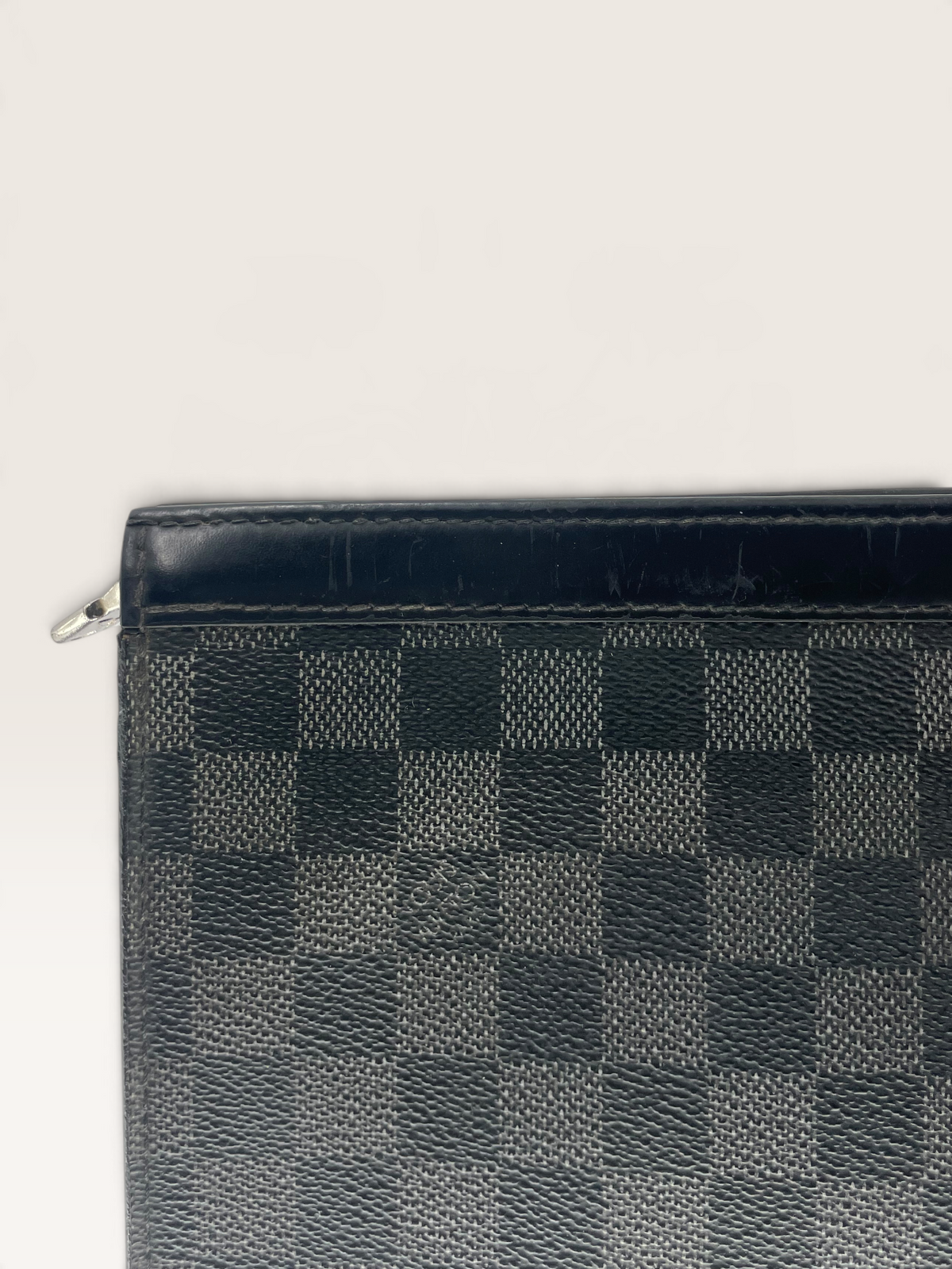 Louis Vuitton Pochette Damier Graphite bande jaune