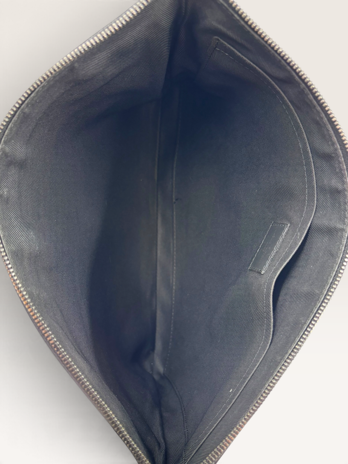 Louis Vuitton pochette monogramme