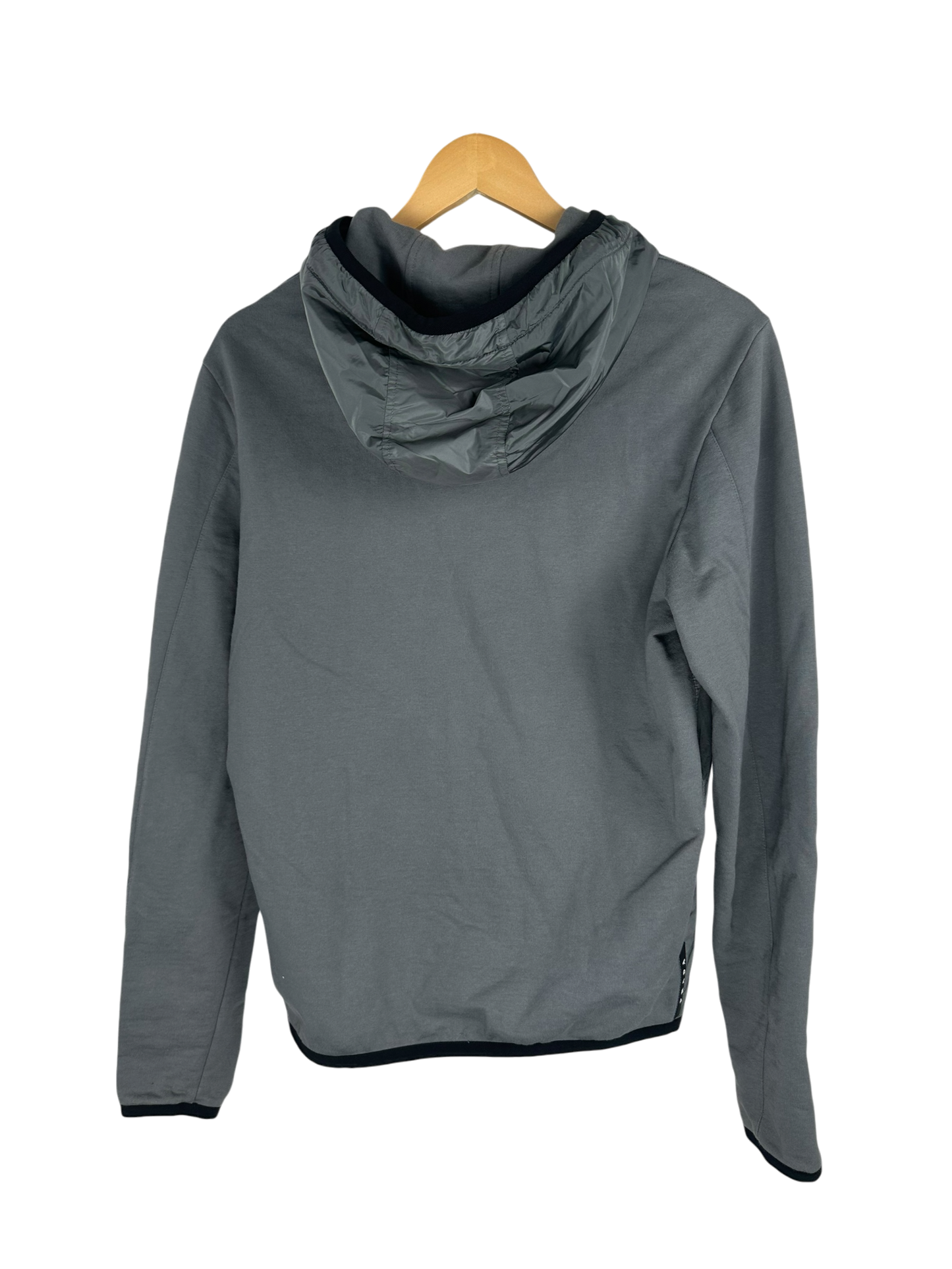 Prada veste bi-matière