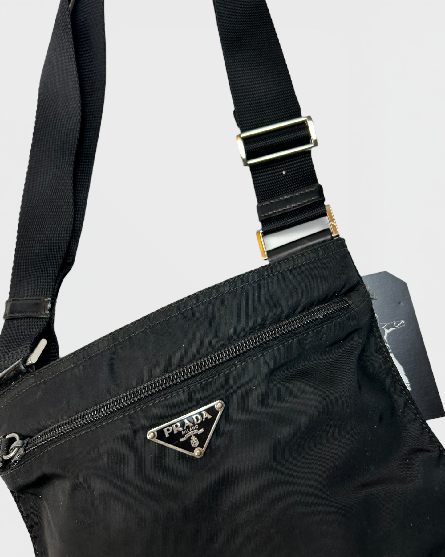 Prada flat bag / nylon sacoche