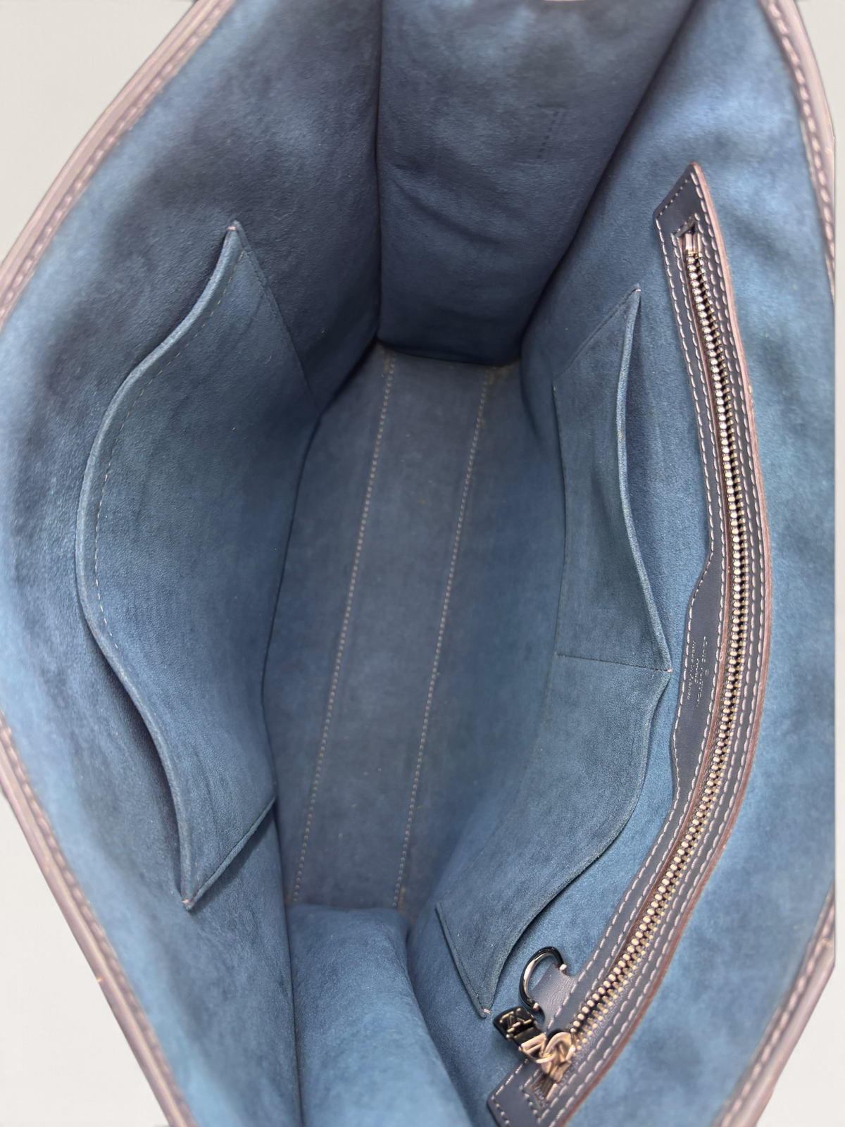Louis Vuitton sac plat en cuir épi