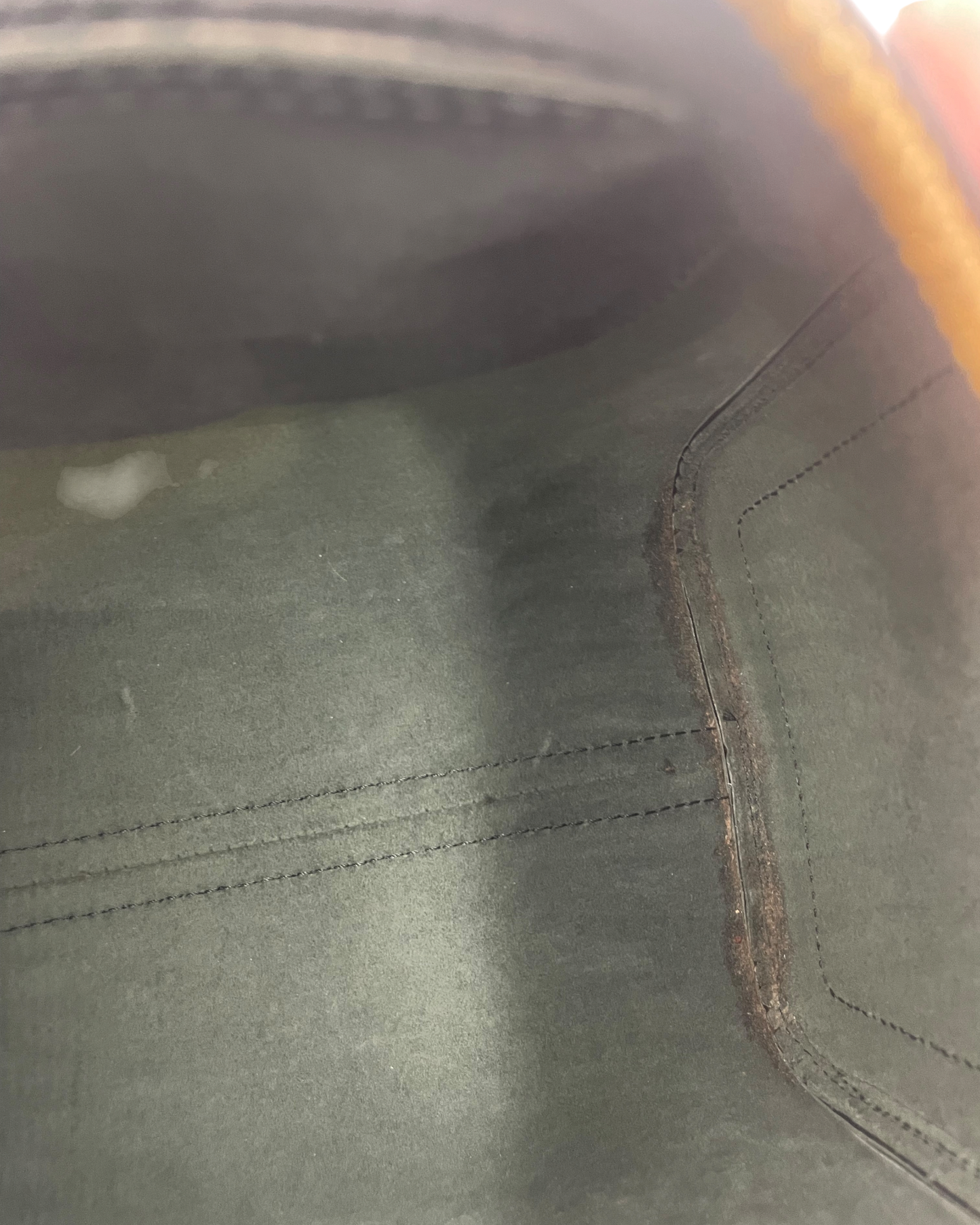 Louis Vuitton Sac à main Speedy épi noir