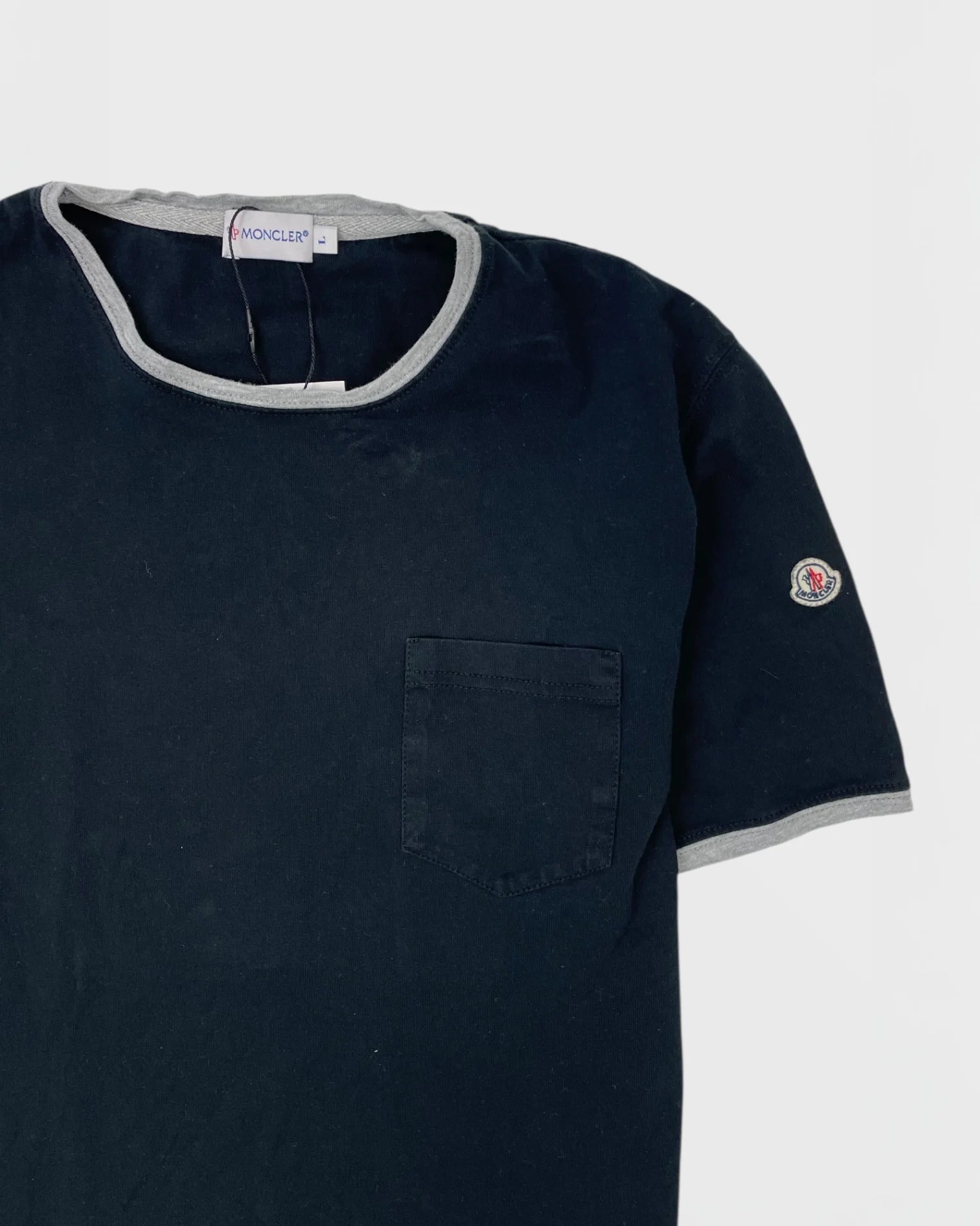 Moncler t-shirt