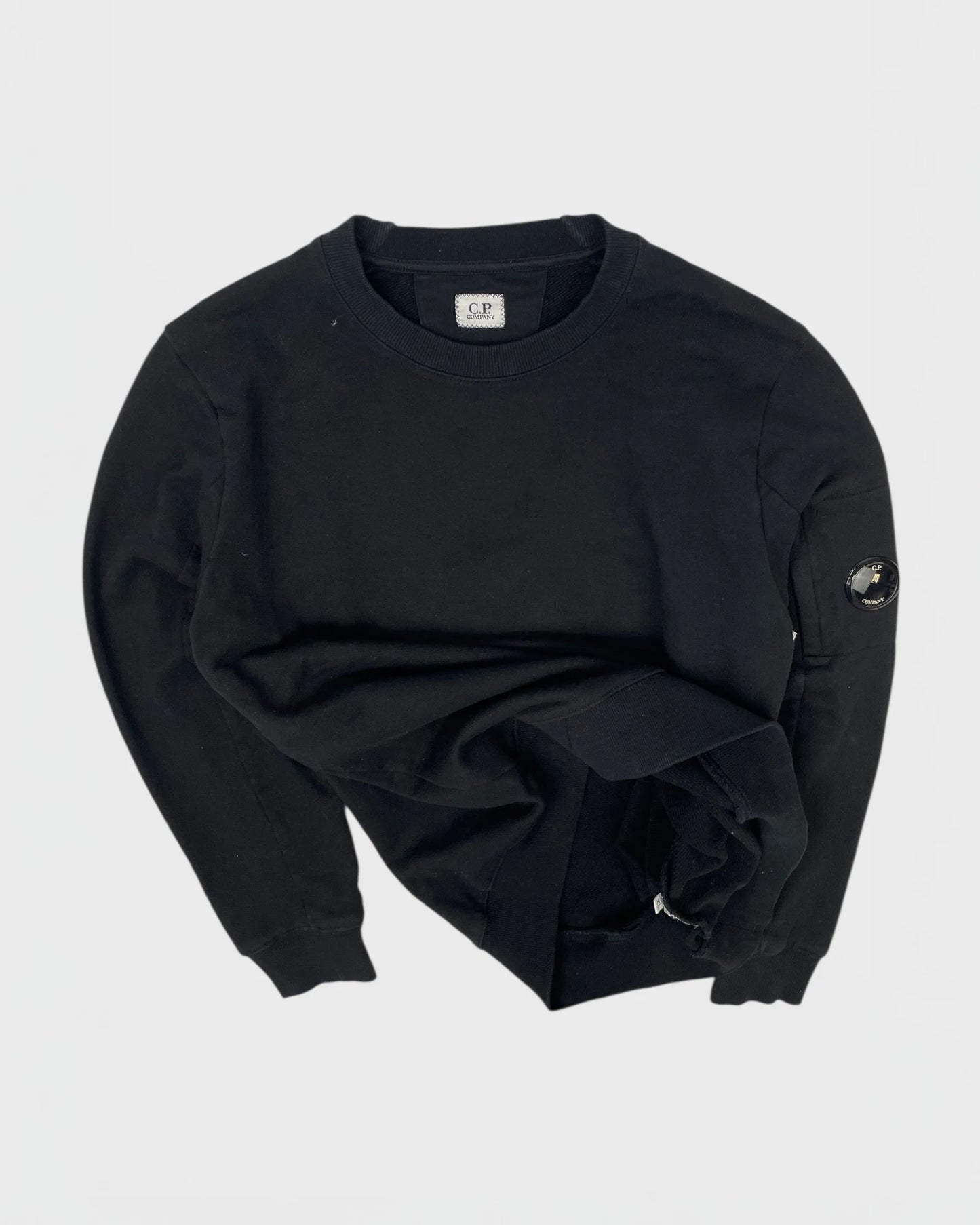 C.P. Company pull