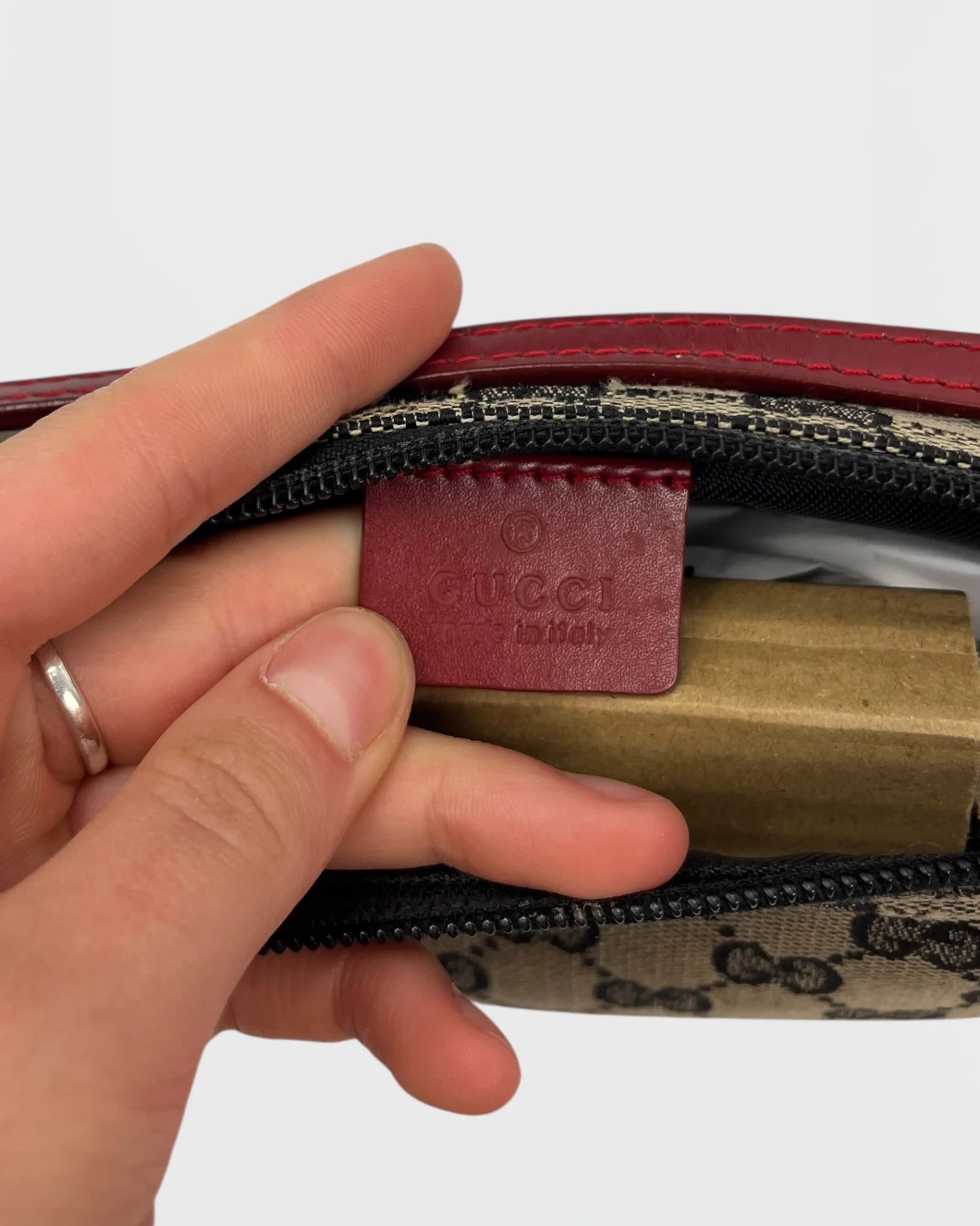 Gucci sac à main baguette