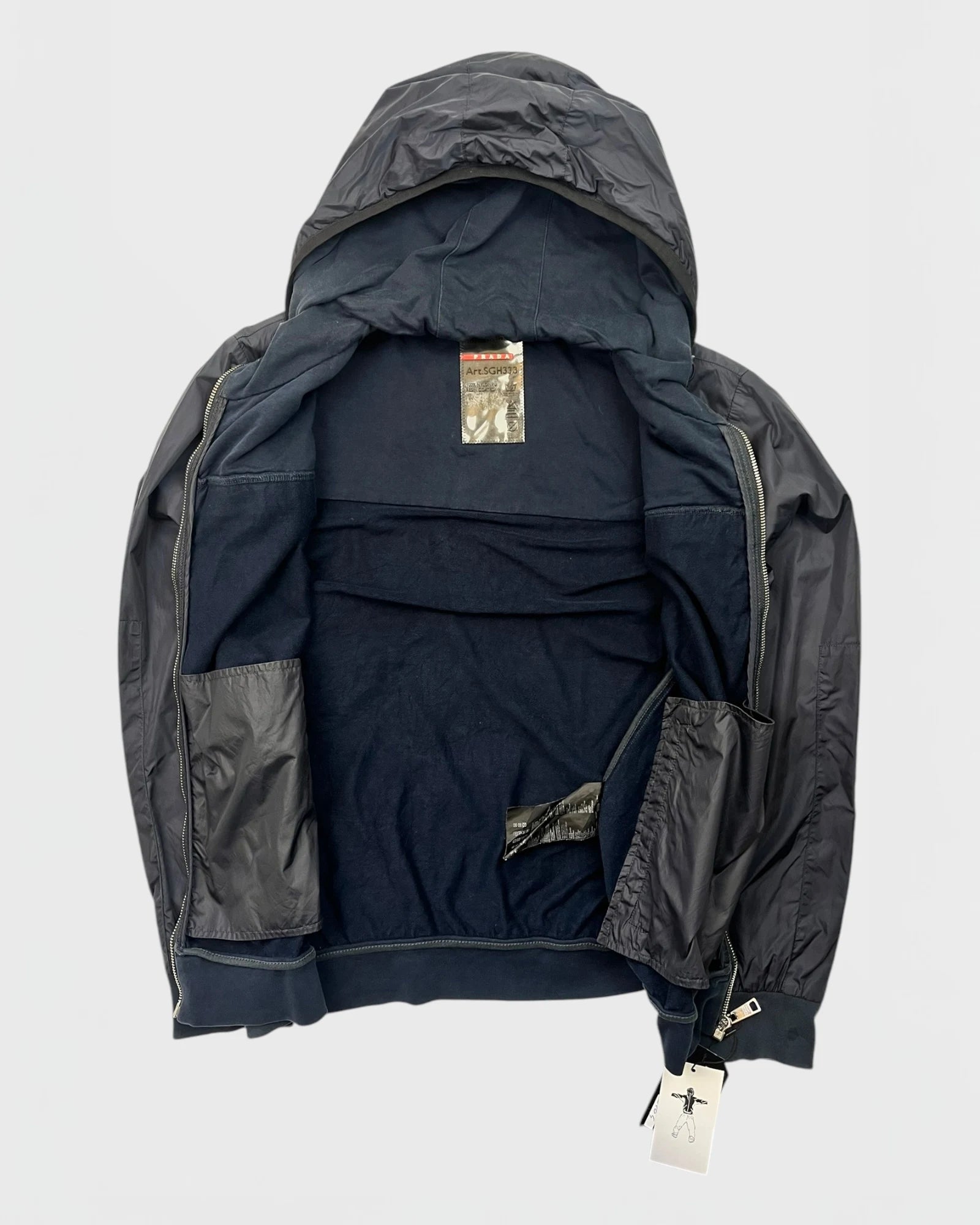 Prada veste bi-matiére