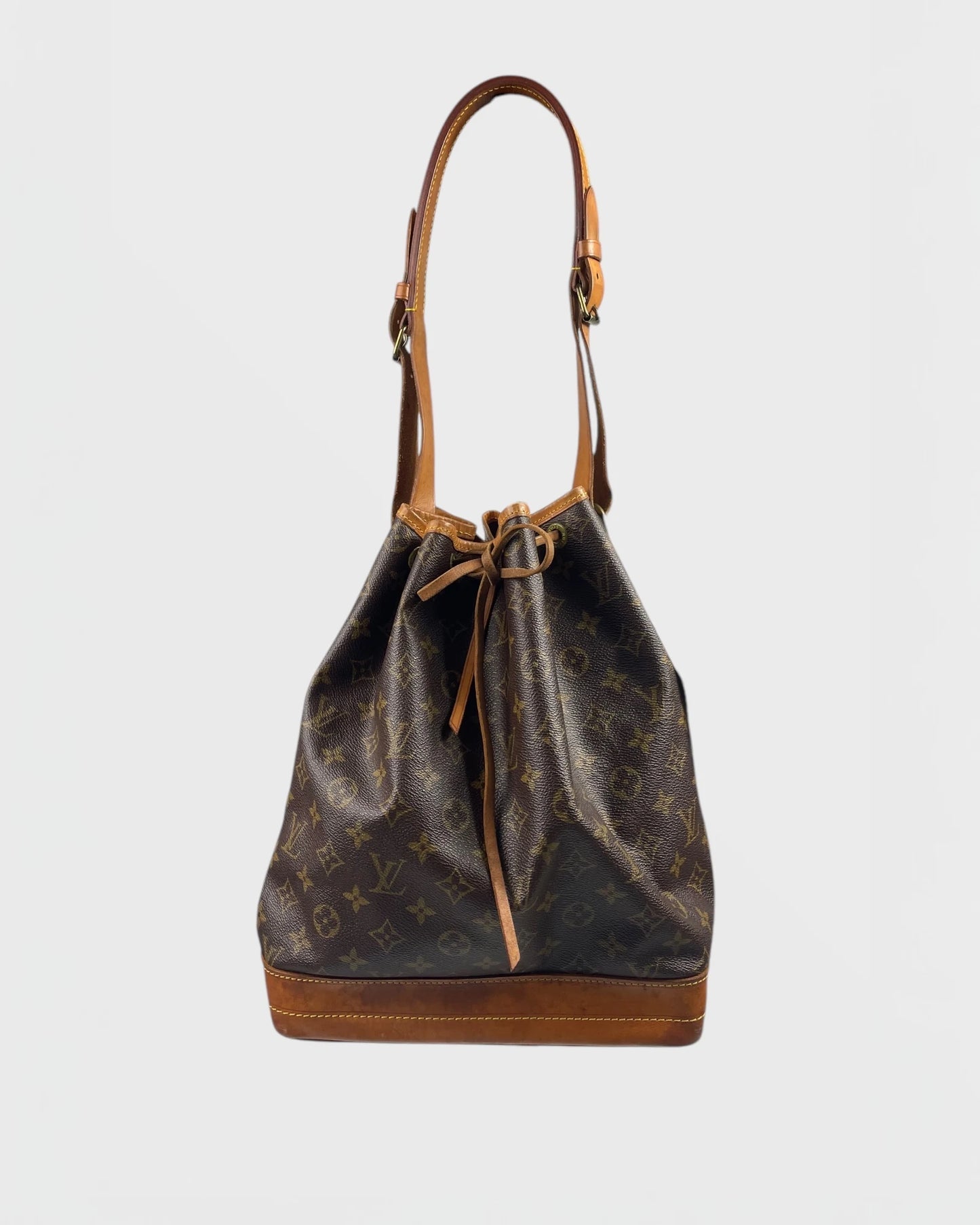 Louis Vuitton sac à main bucket bag