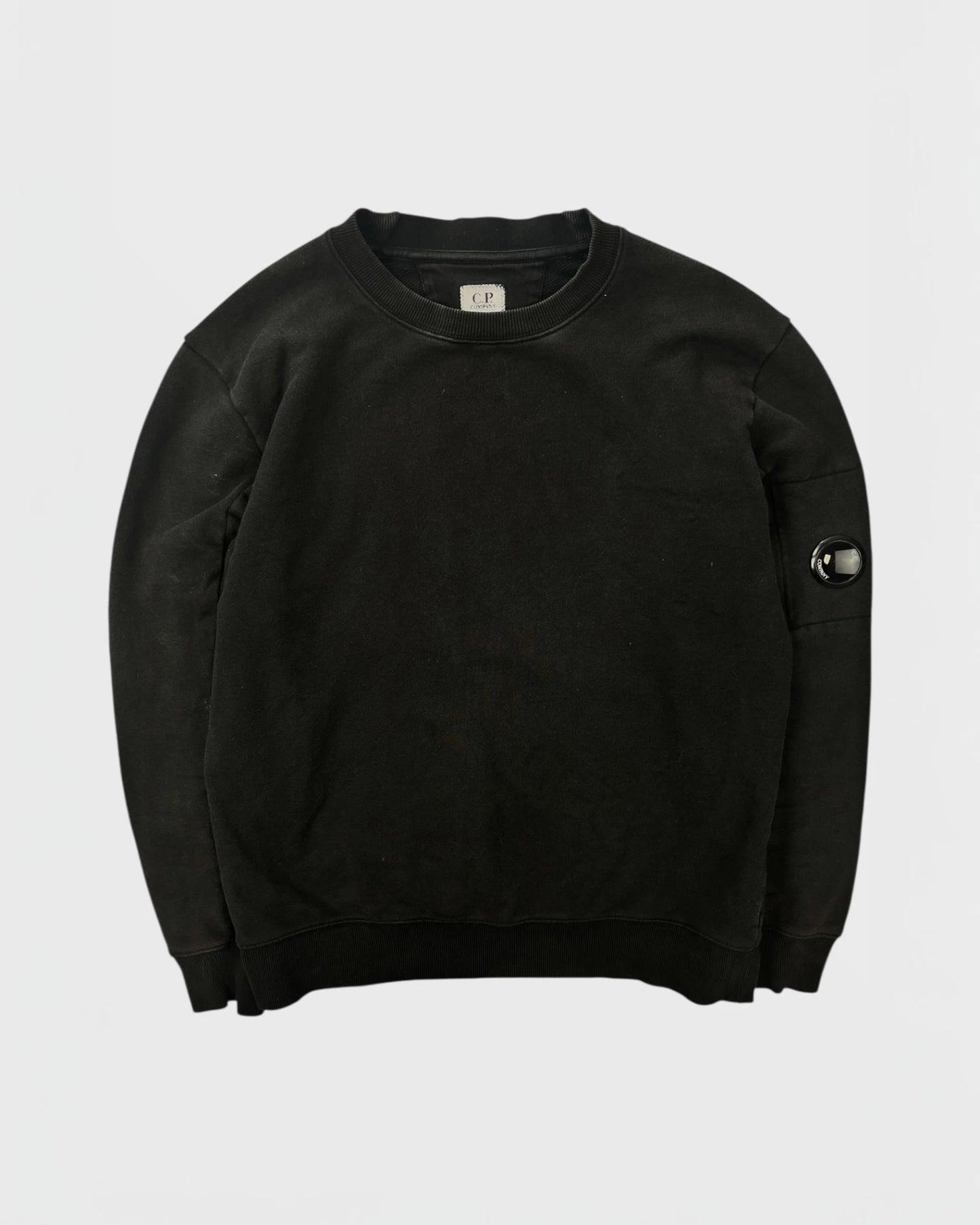 C.P. Company pull