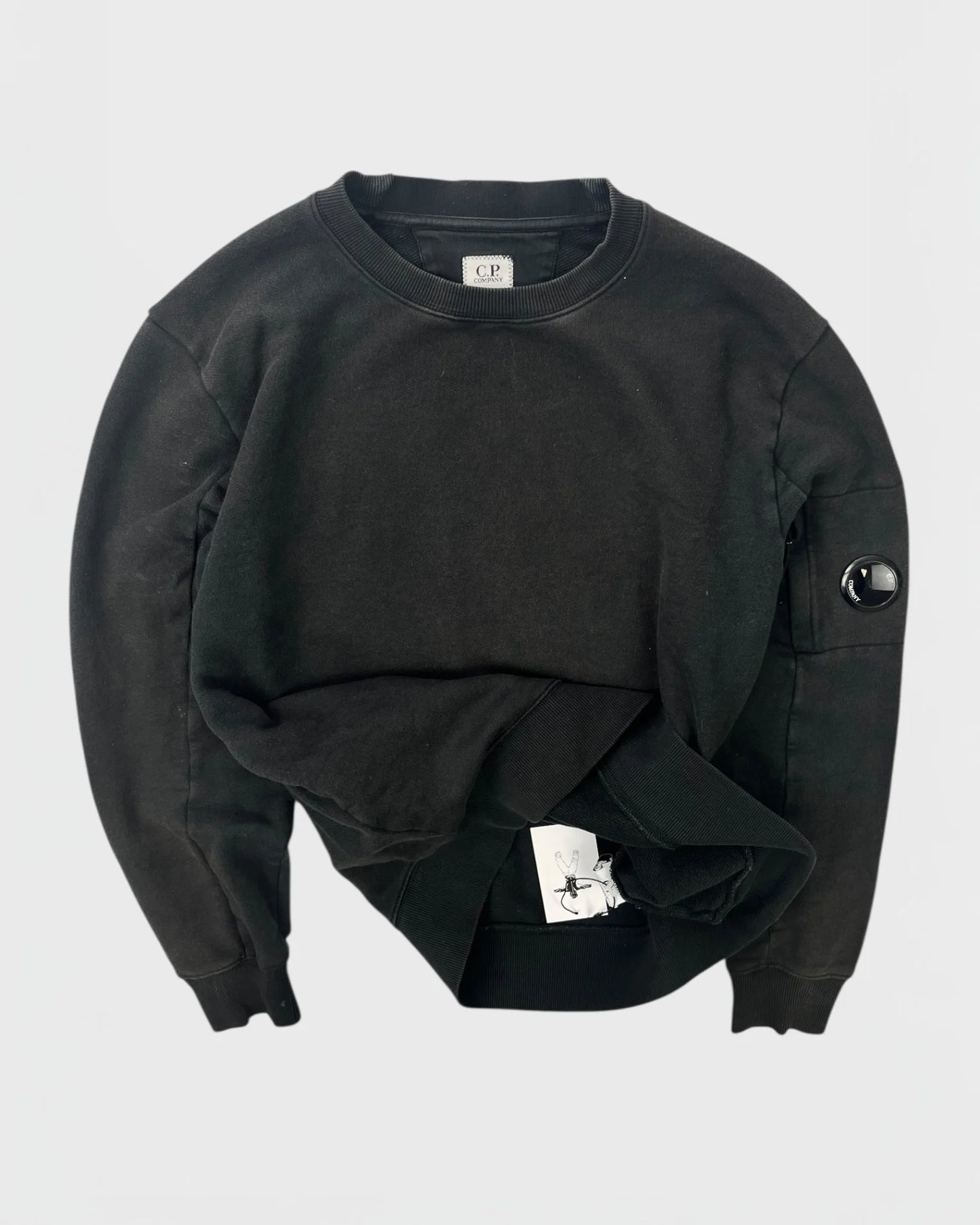 C.P. Company pull