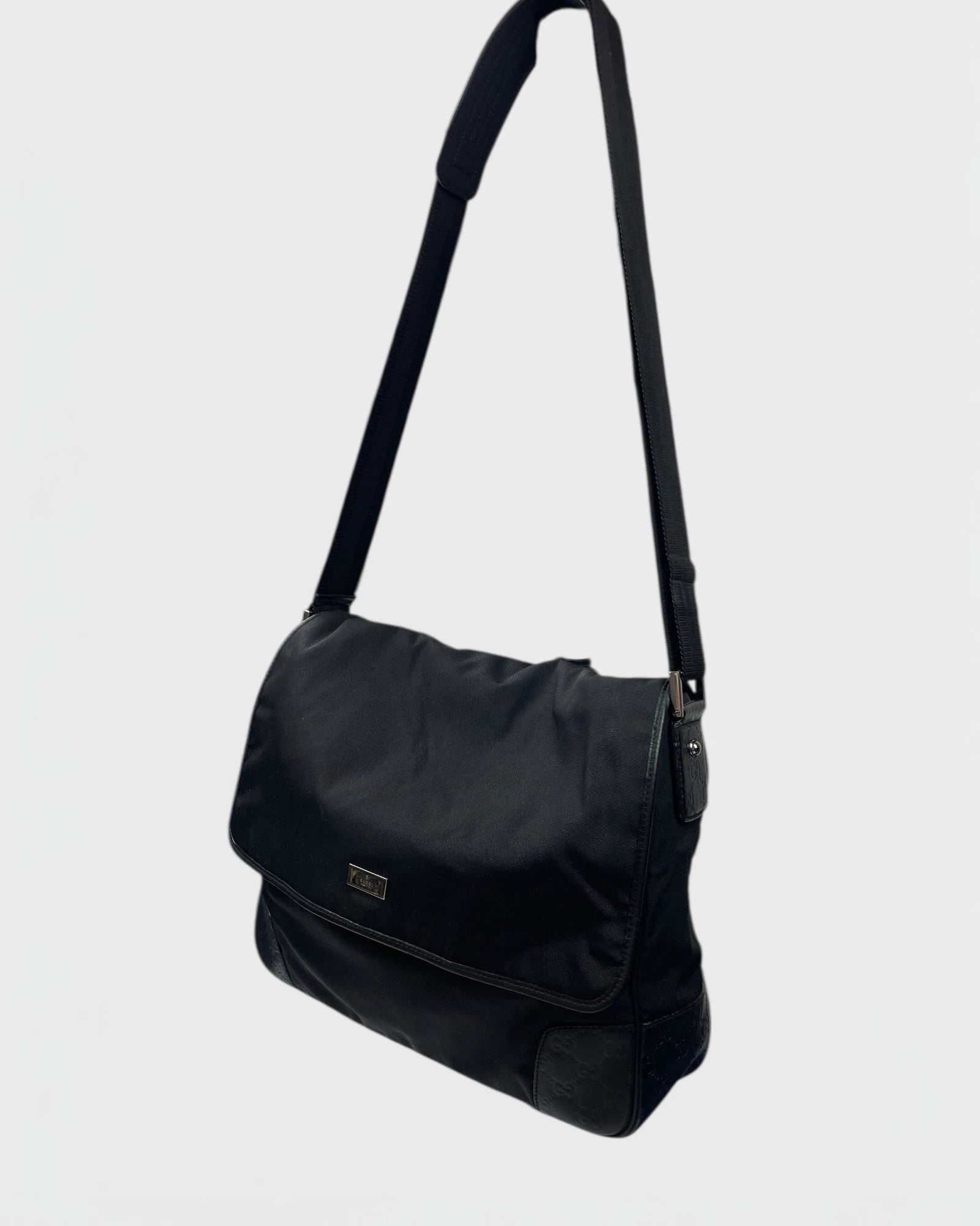 Gucci sacoche nylon monogramme