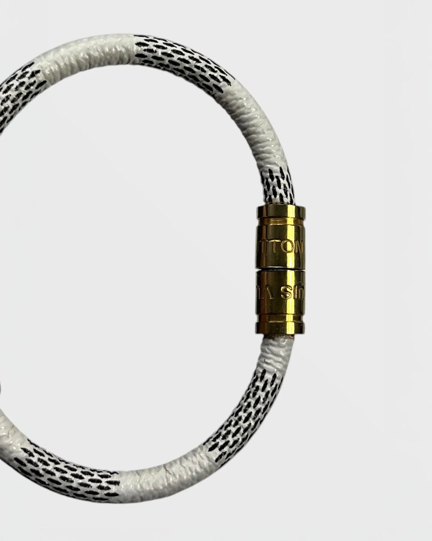 Louis Vuitton bracelet Keep It
