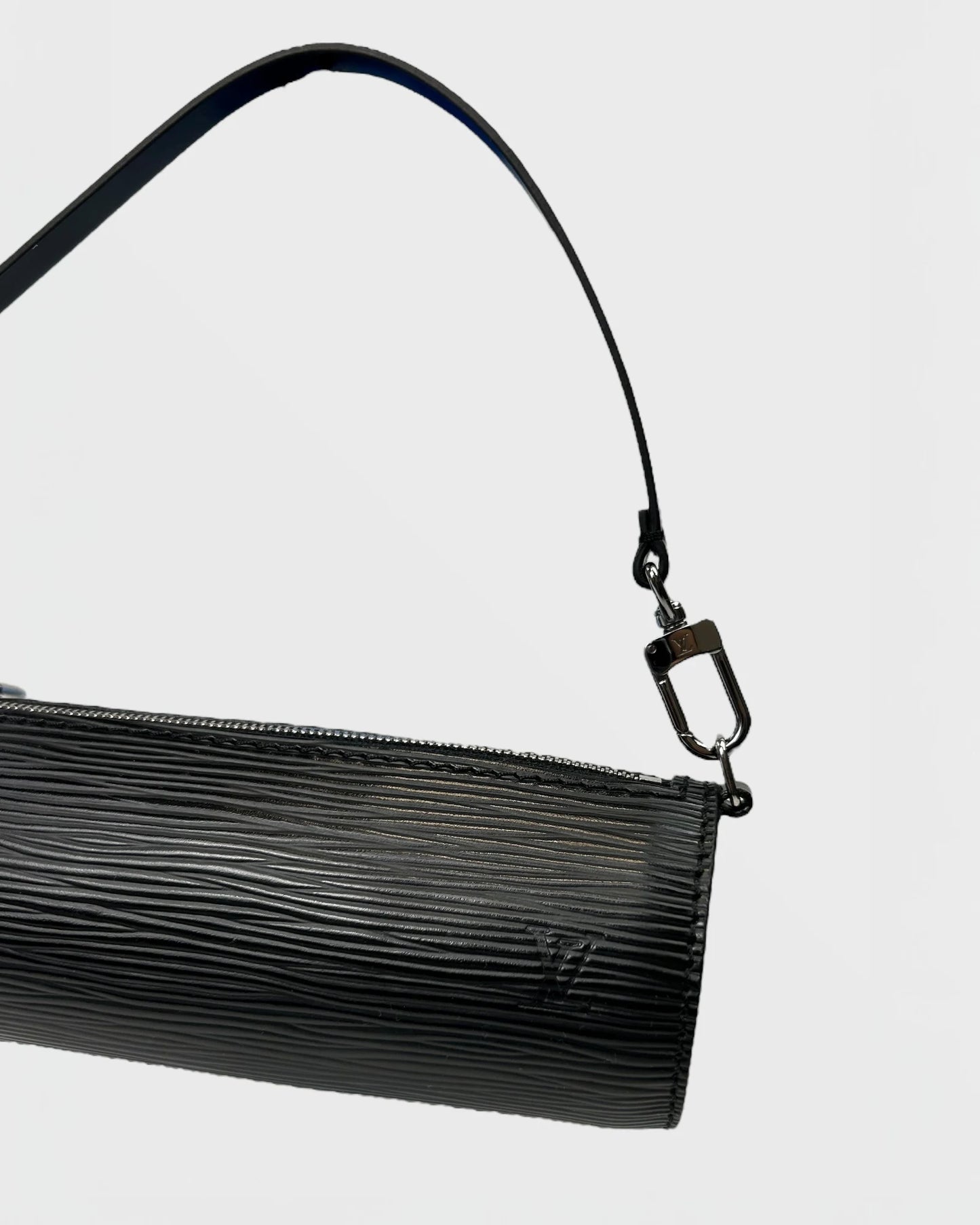 Louis Vuitton Mmini papillon épi sac
