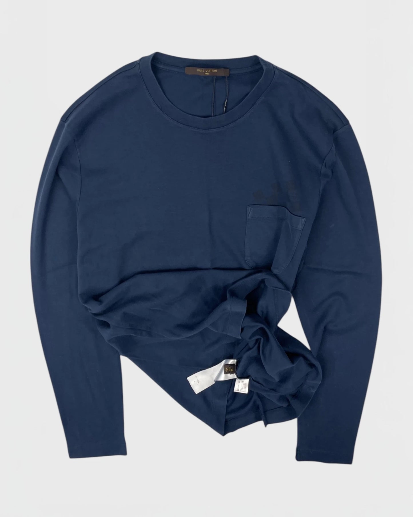 Louis Vuitton sleeve monogramme