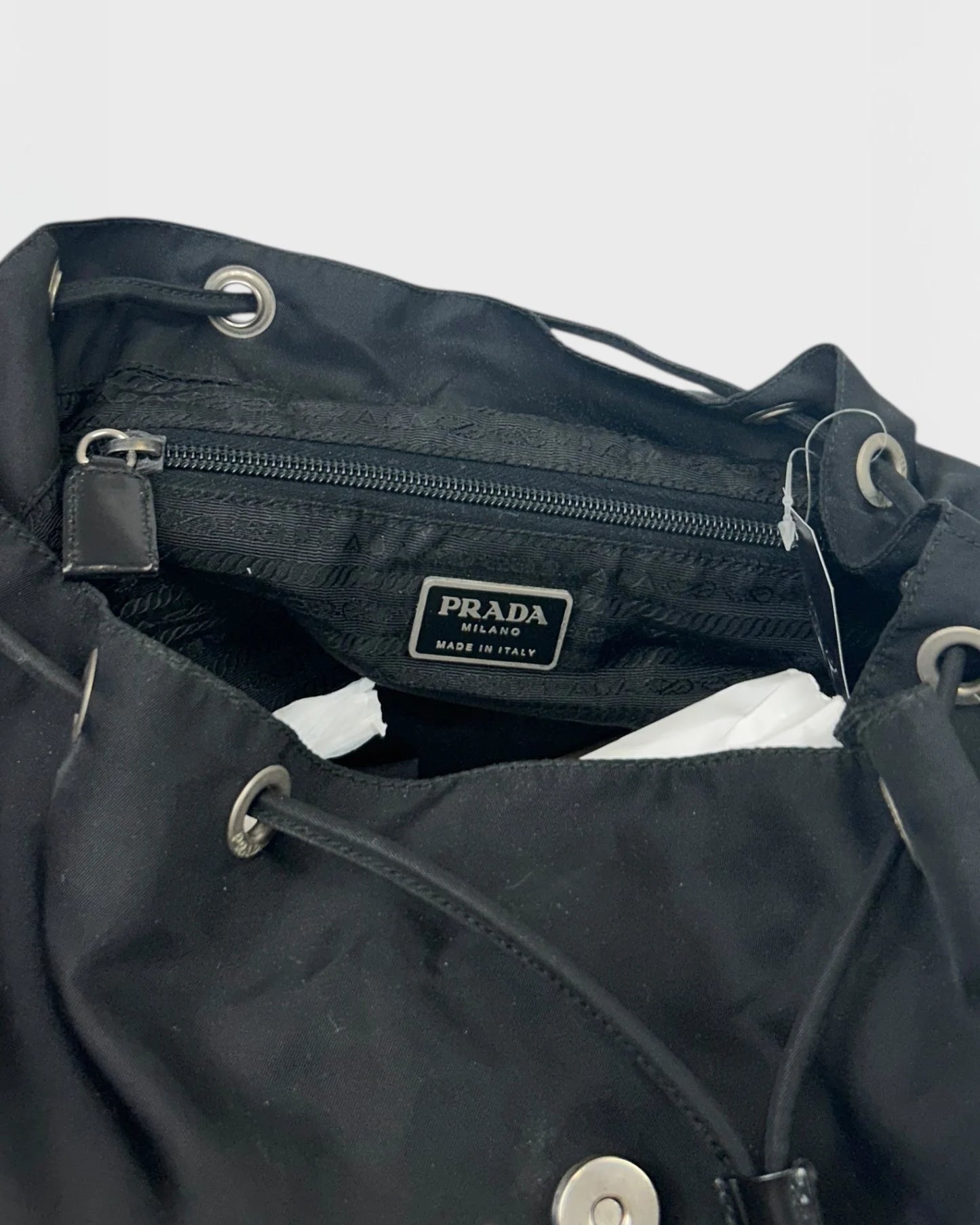 Prada nylon sac à dos