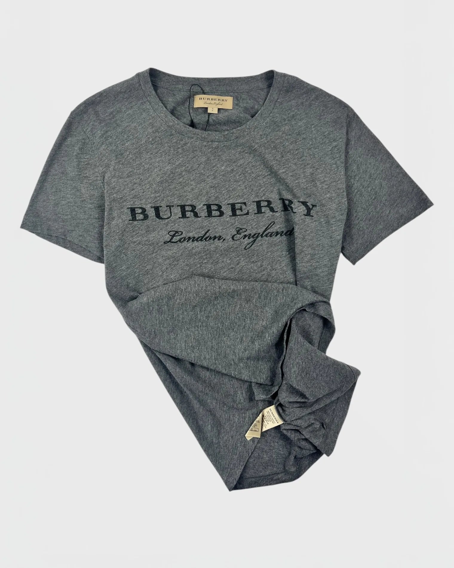 Burberry t-shirt