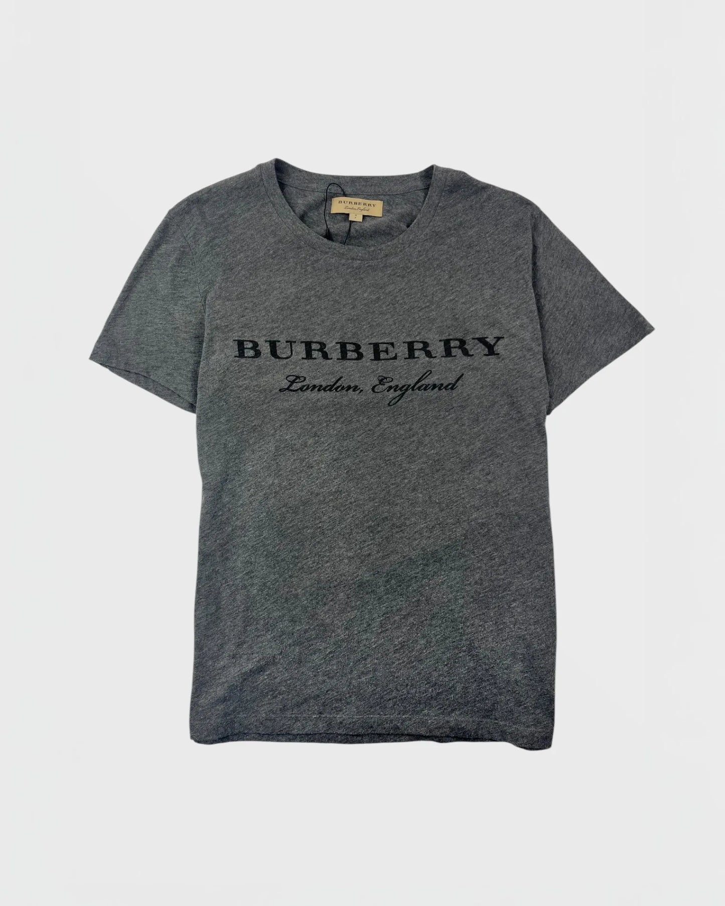 Burberry t-shirt