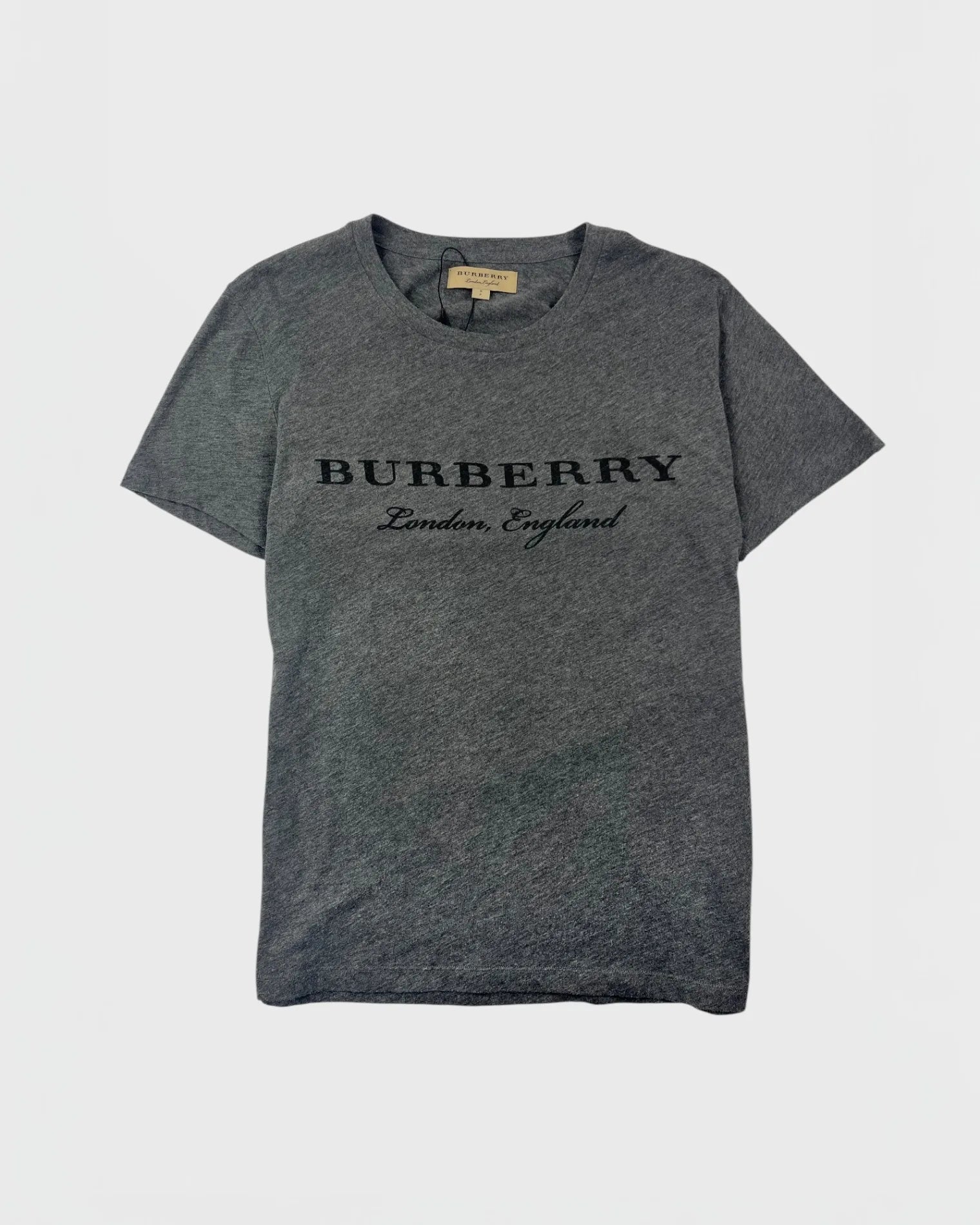 Burberry t-shirt