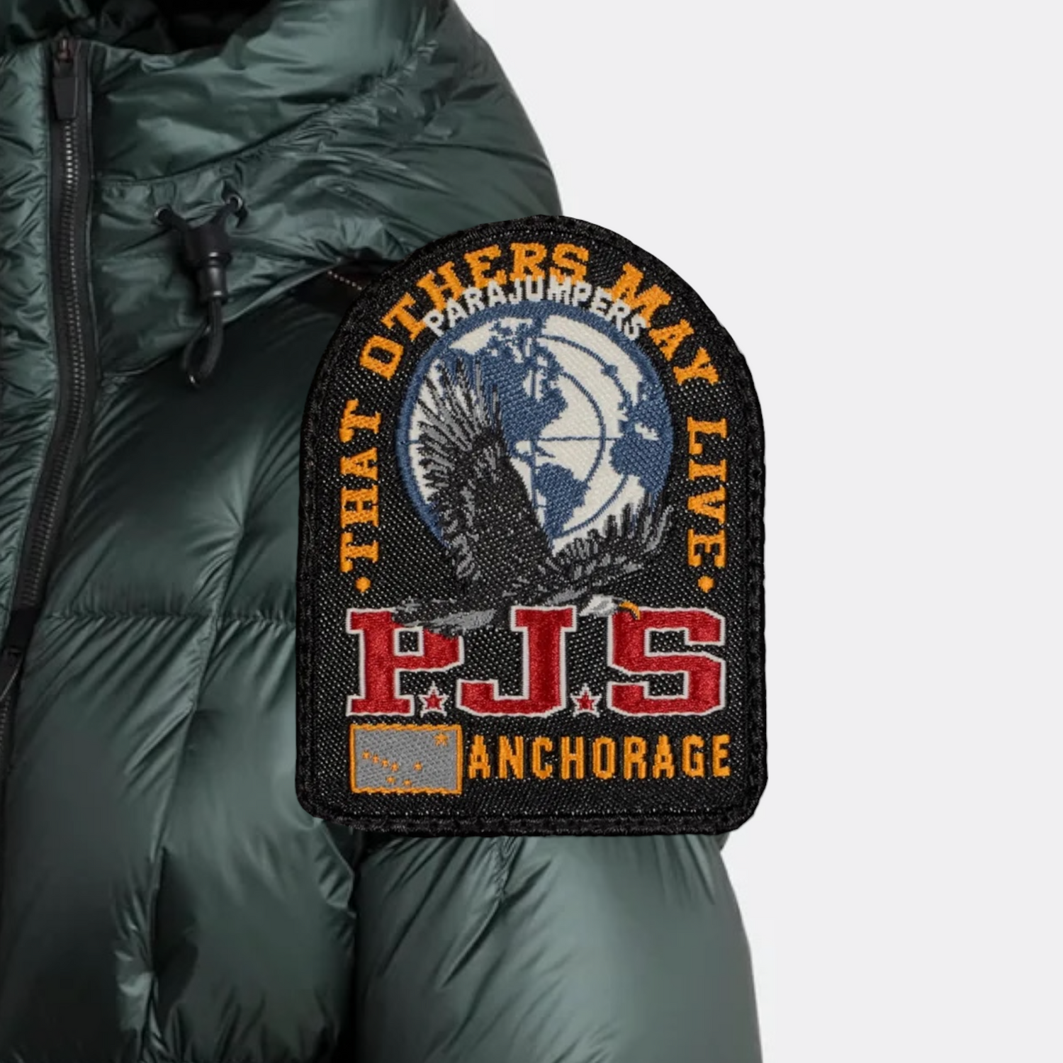 PARAJUMPERS