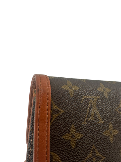 Louis Vuitton pochette monogramme