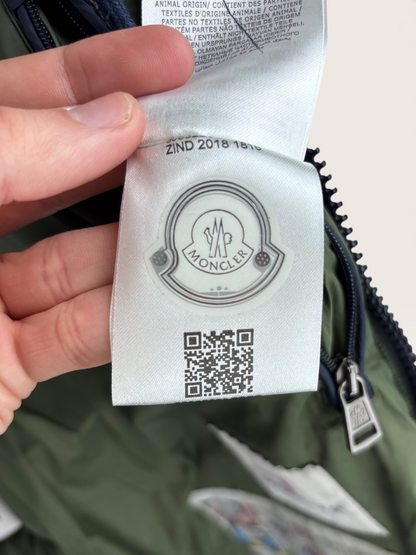 Moncler doudoune sans manches à capuche