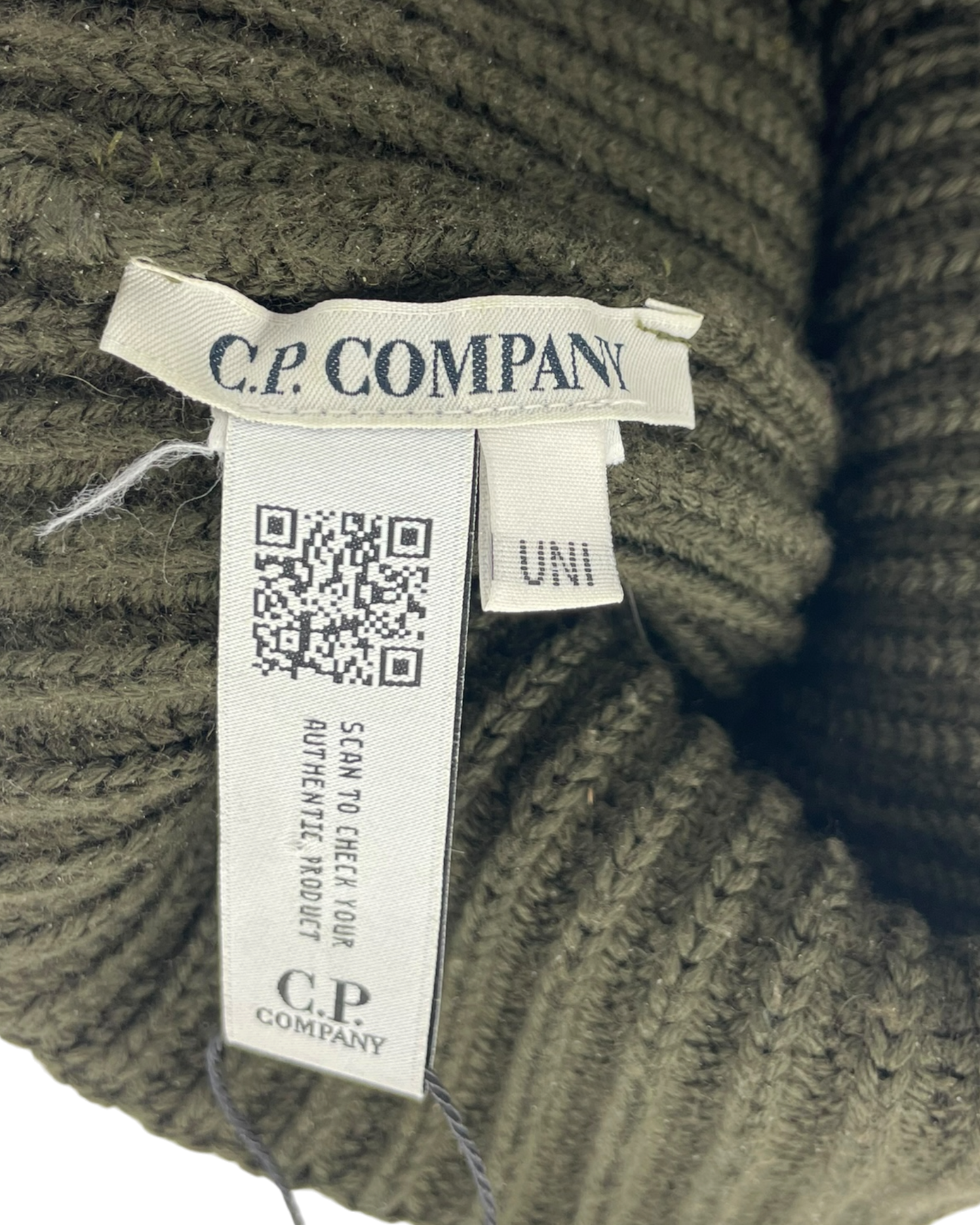 C.P. Company bonnet
