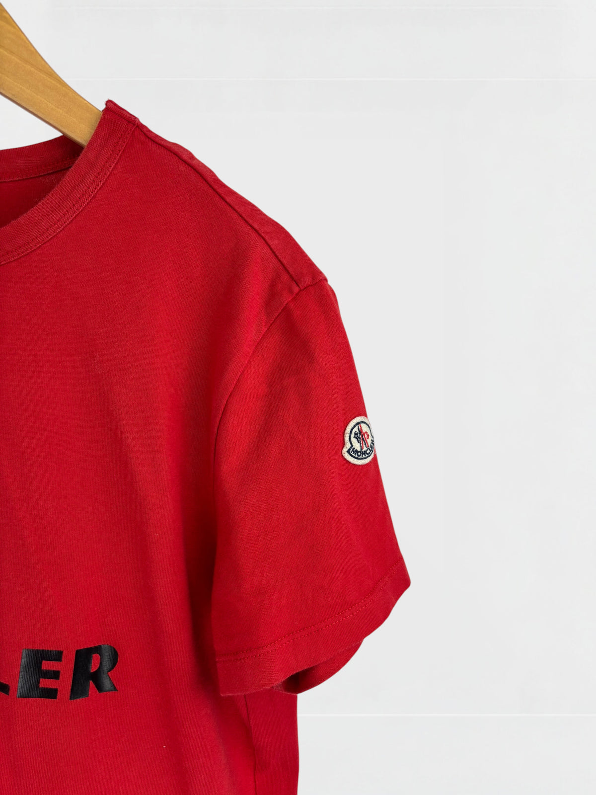 Moncler T-shirt