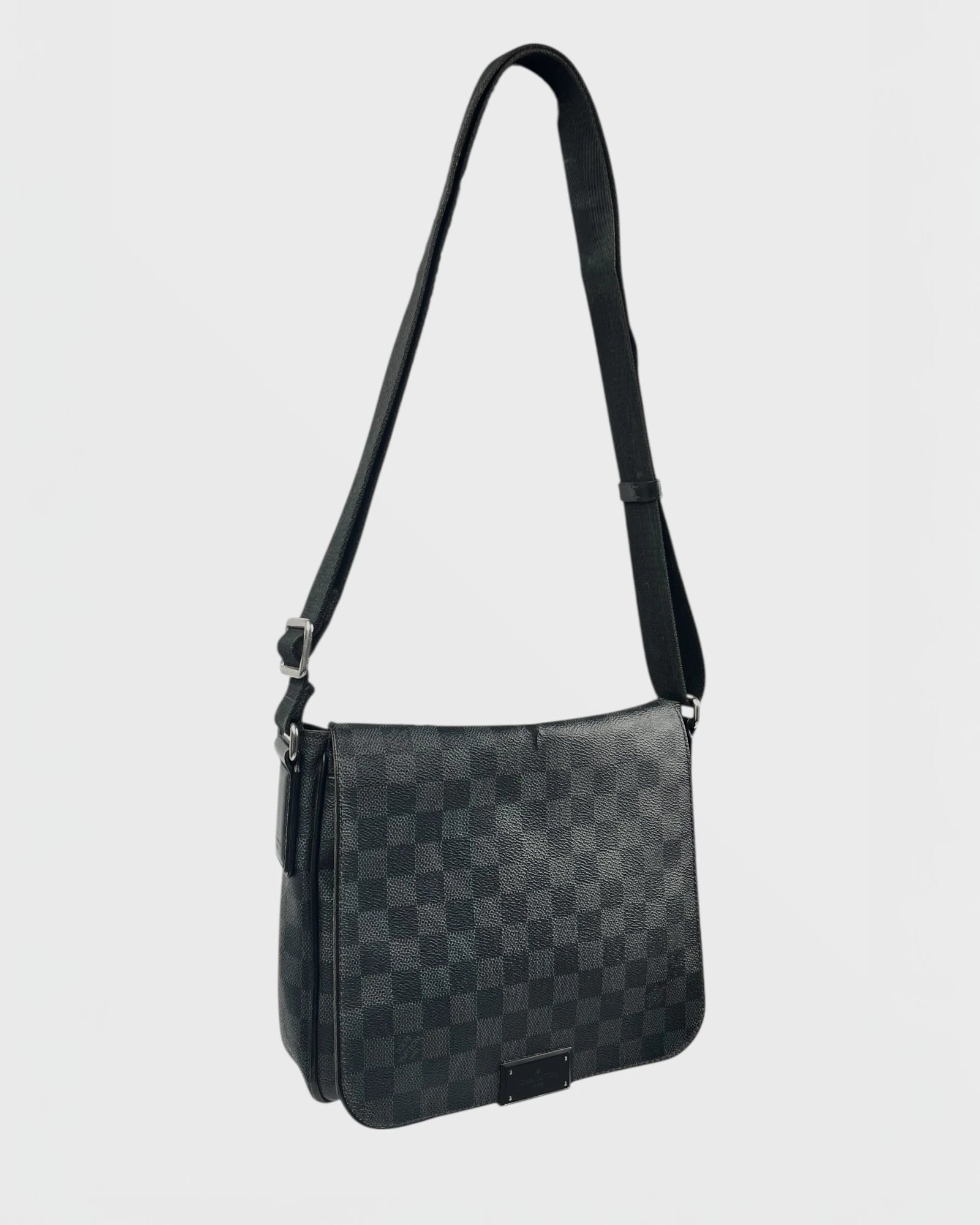 Louis Vuitton damier sacoche