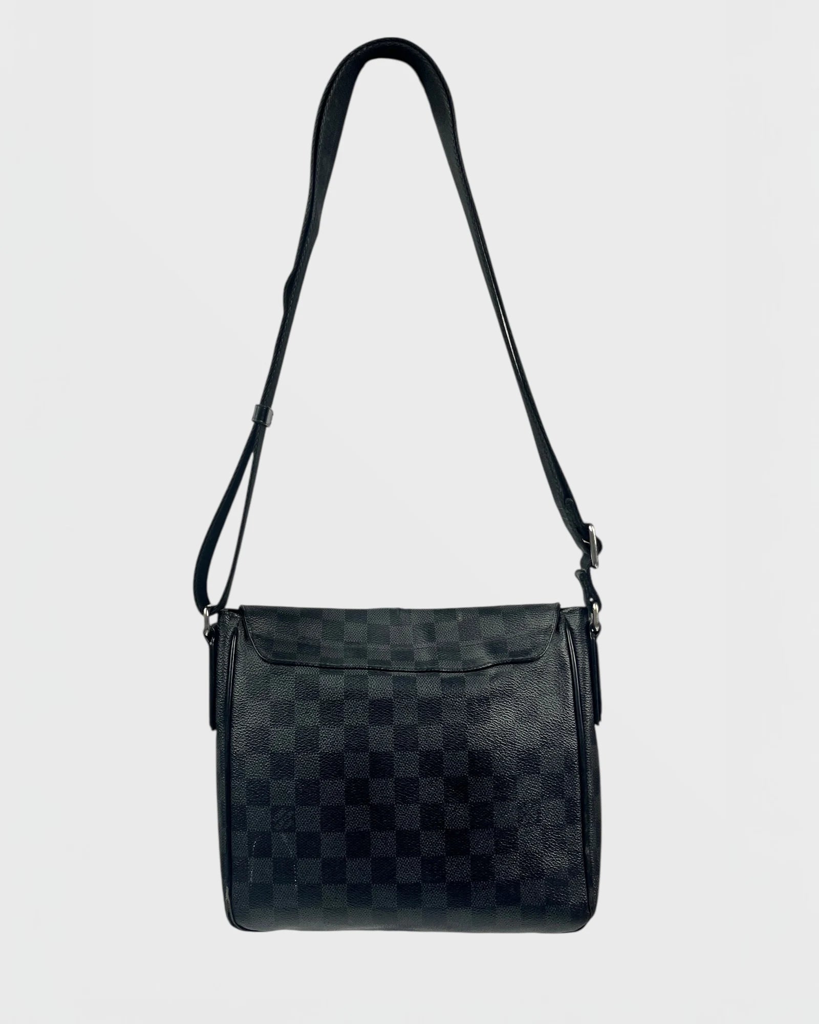 Louis Vuitton damier sacoche