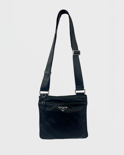 Prada sacoche nylon flat