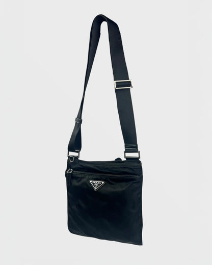 Prada sacoche nylon flat