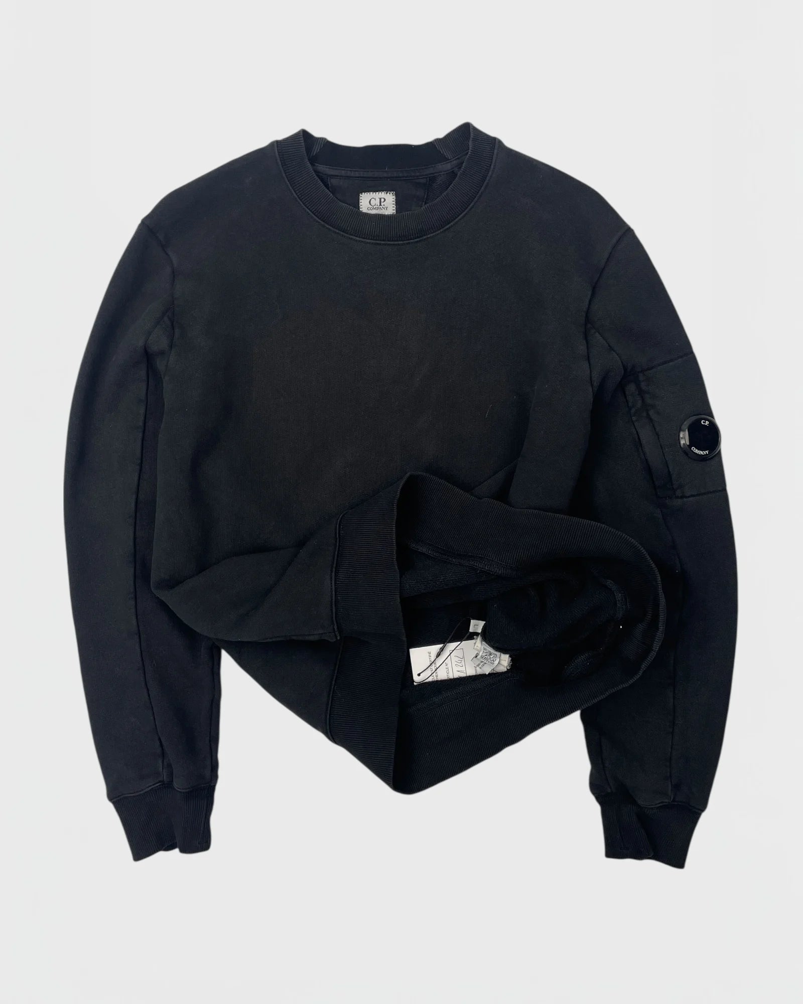 C.P. Company pull