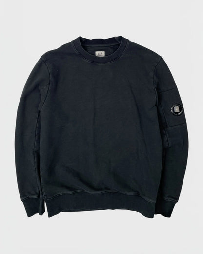 C.P. Company pull