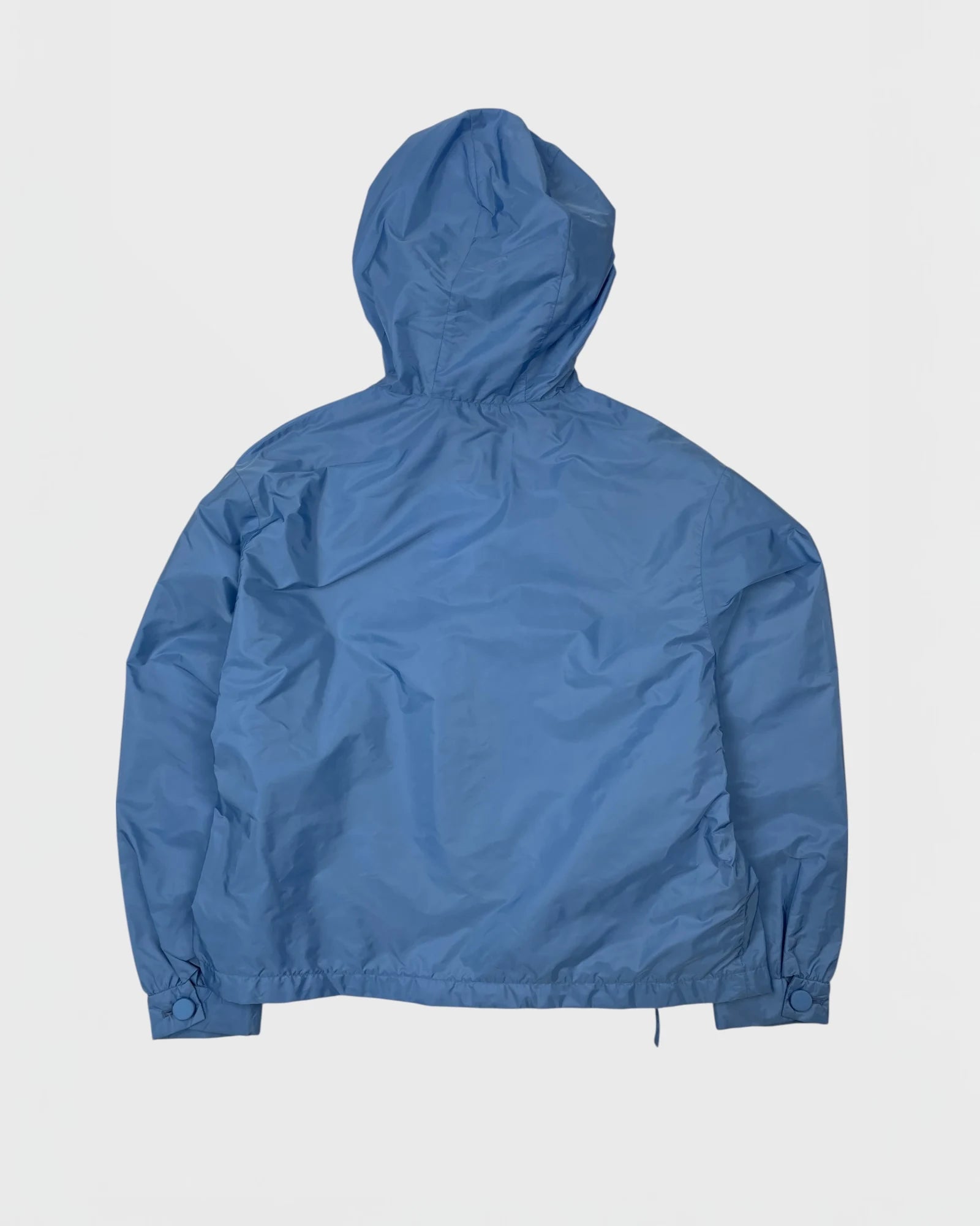 Prada veste