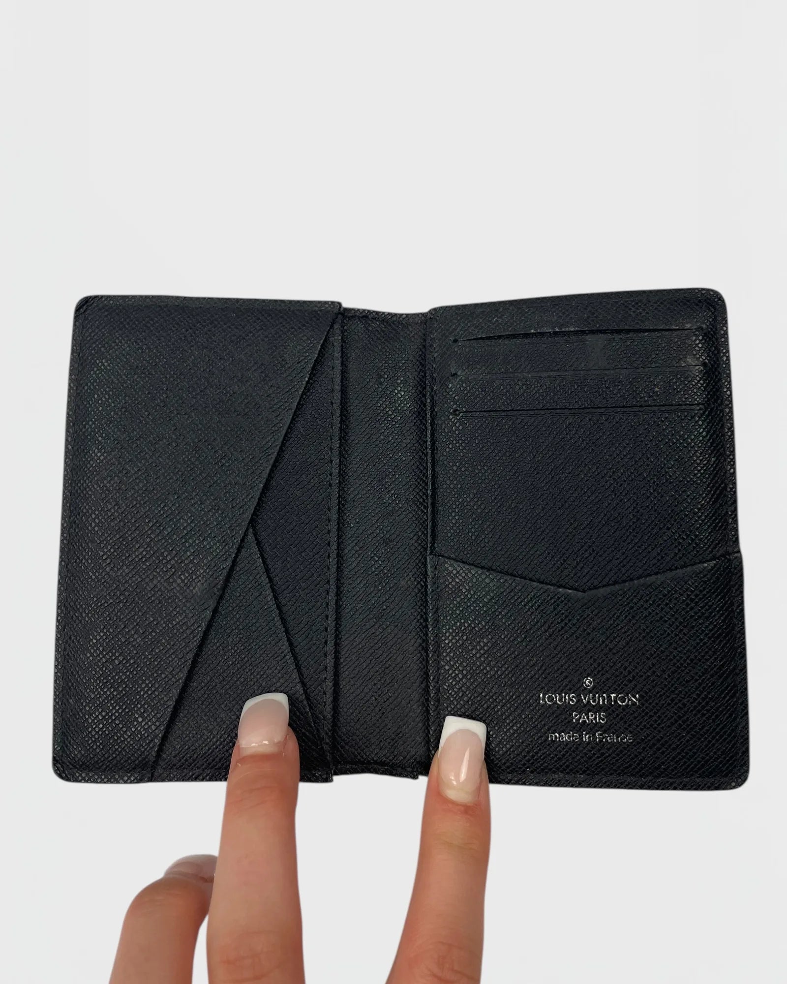 Louis Vuitton porte-cartes