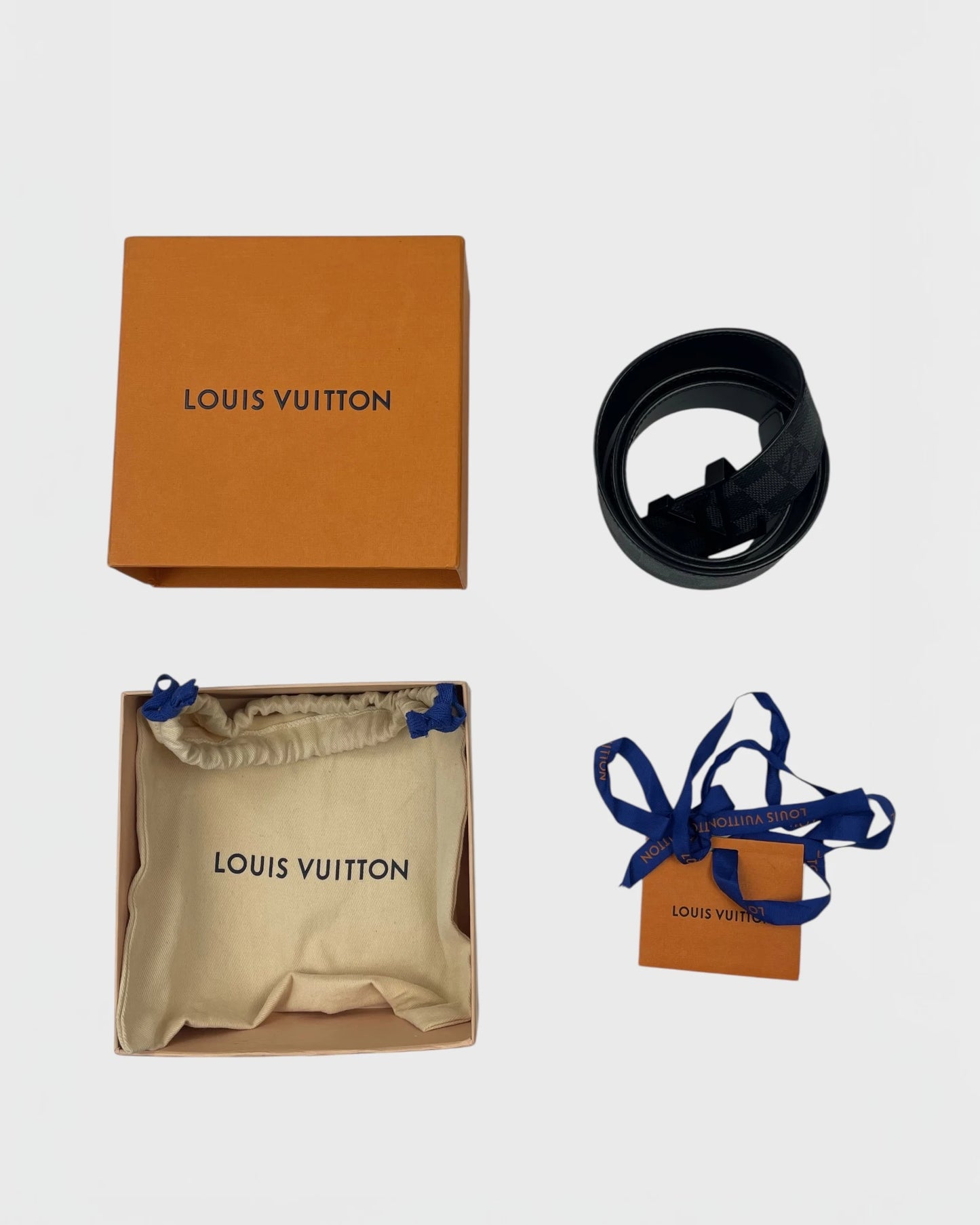 Louis Vuitton initial ceinture